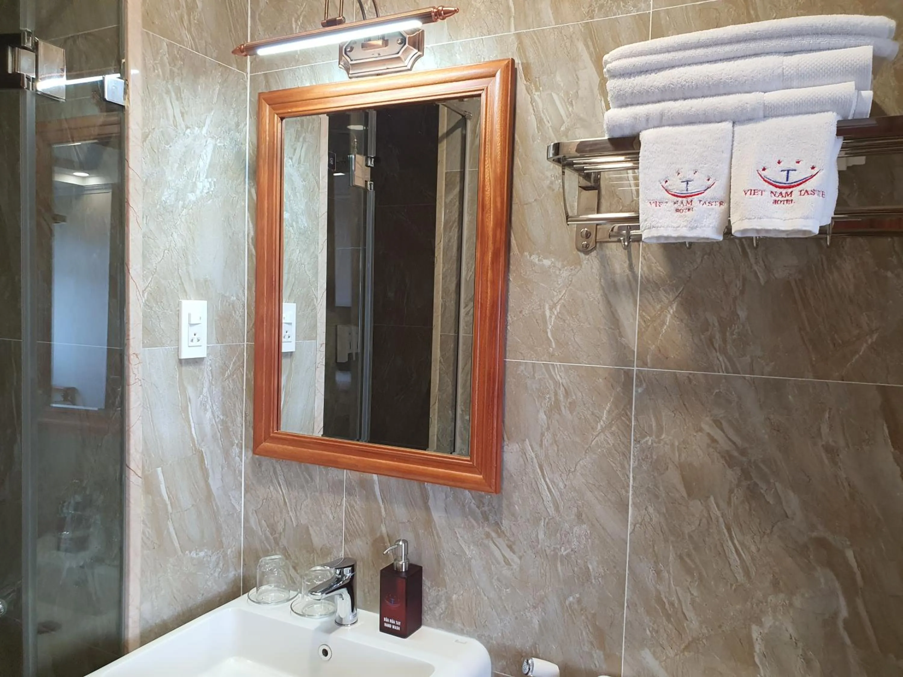 Vietnam Taste Hotel Quy Nhon - Beachfront