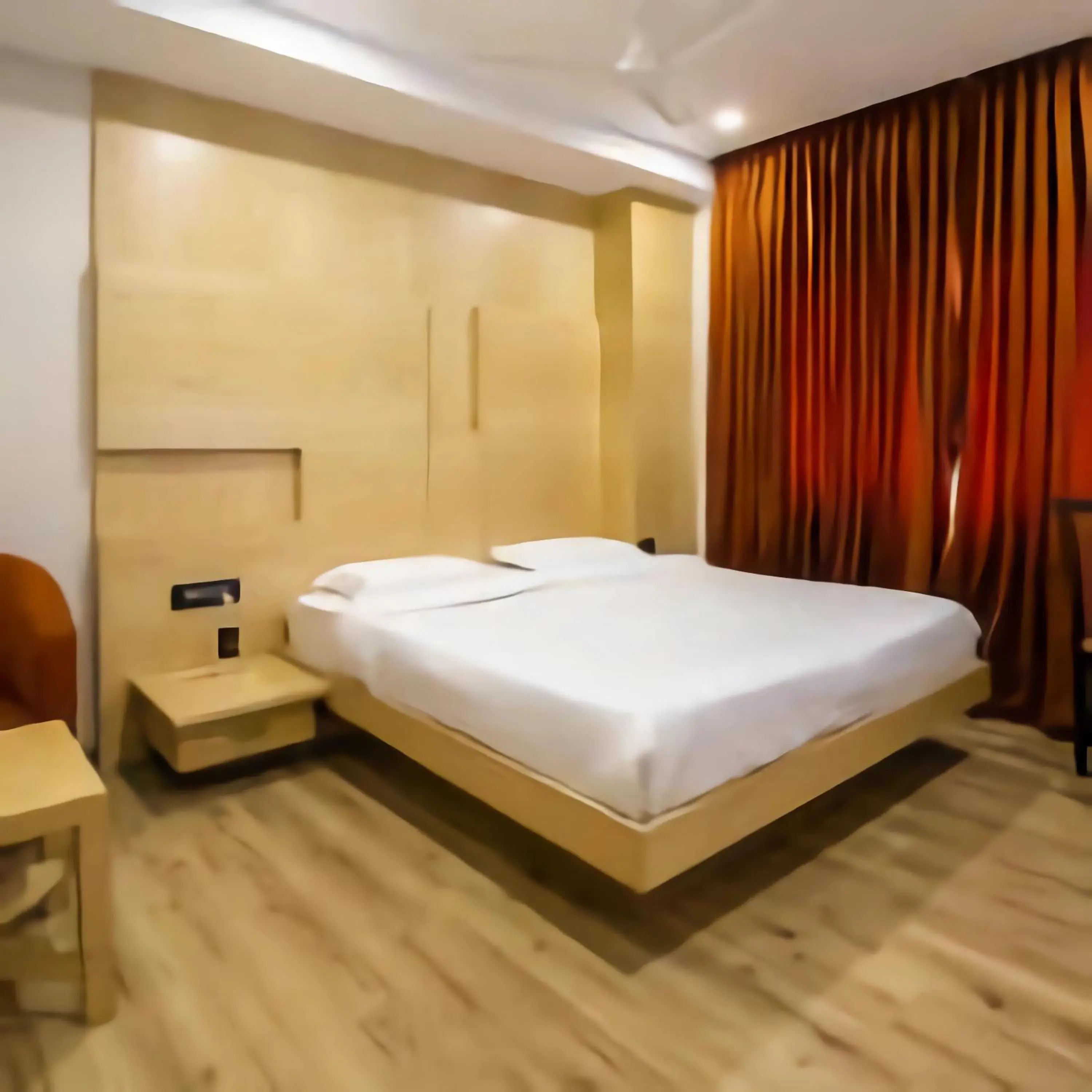 Deluxe Double Room - single occupancy in PPH Living Railotel Coimbatore Deluxe Double Room - single occupancy in PPH Living Railotel Coimbatore