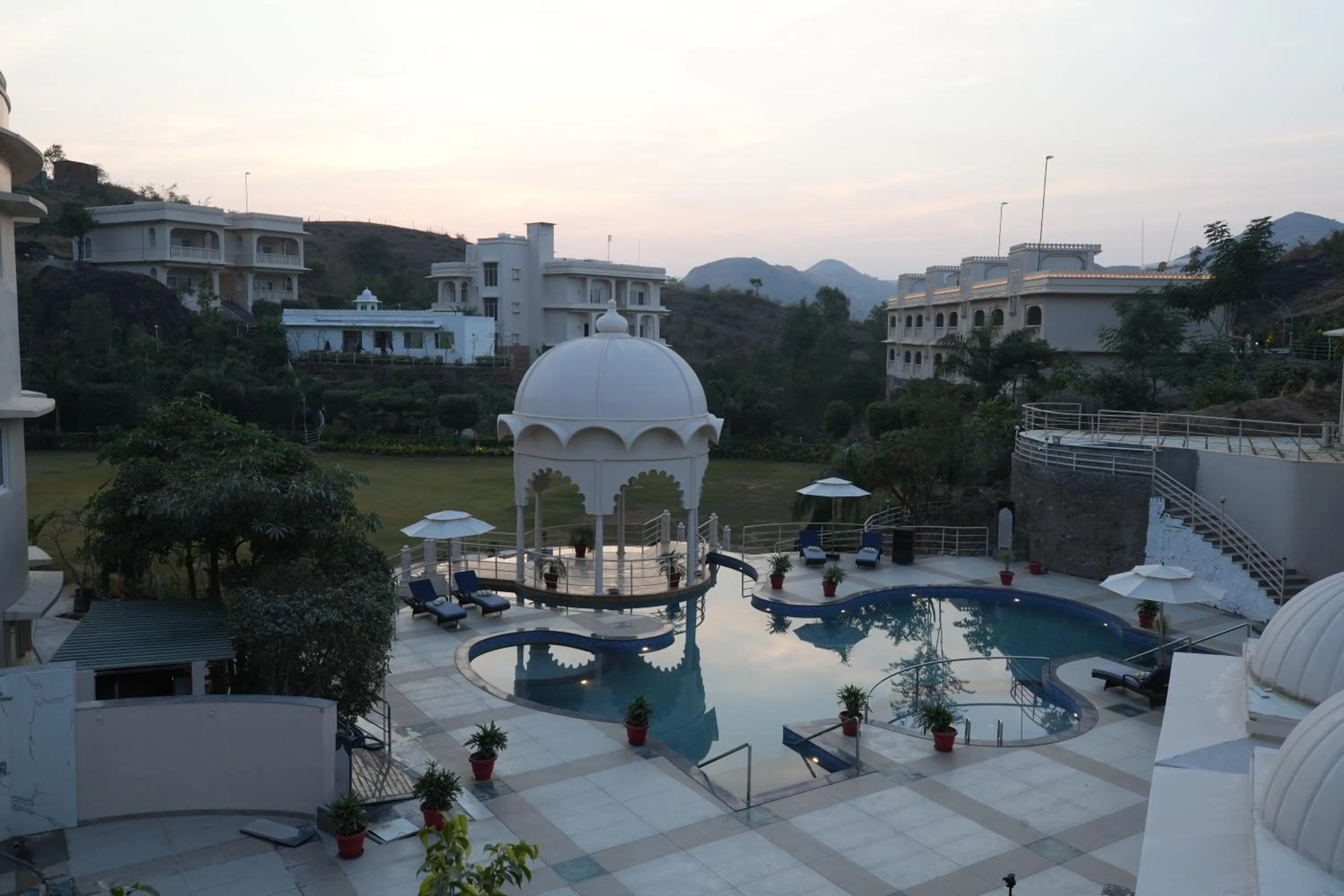 Swimming pool in Sayaji Resorts & Spa Udaipur