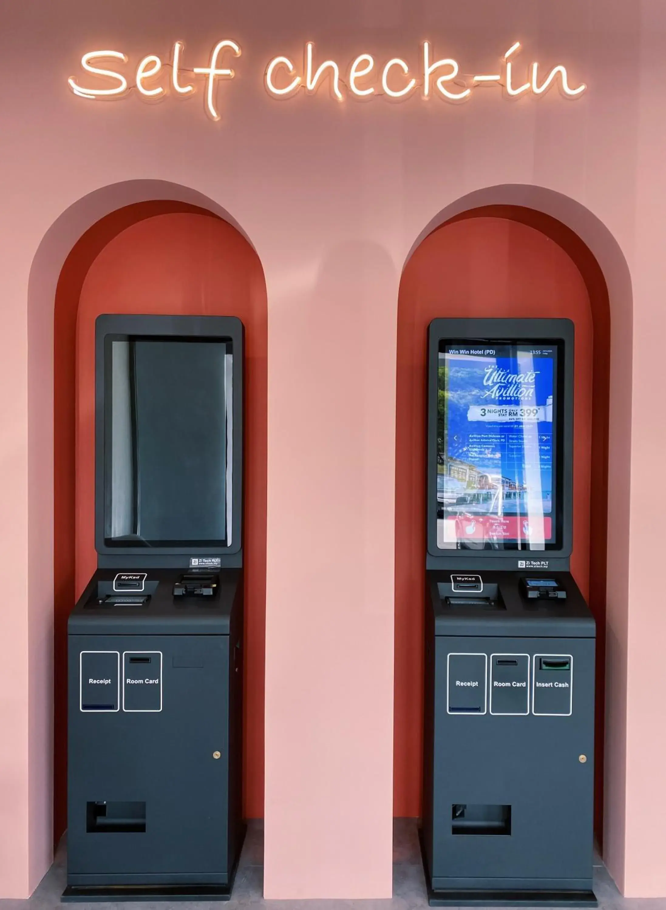 Lobby or reception in Woco Hotel Kinrara