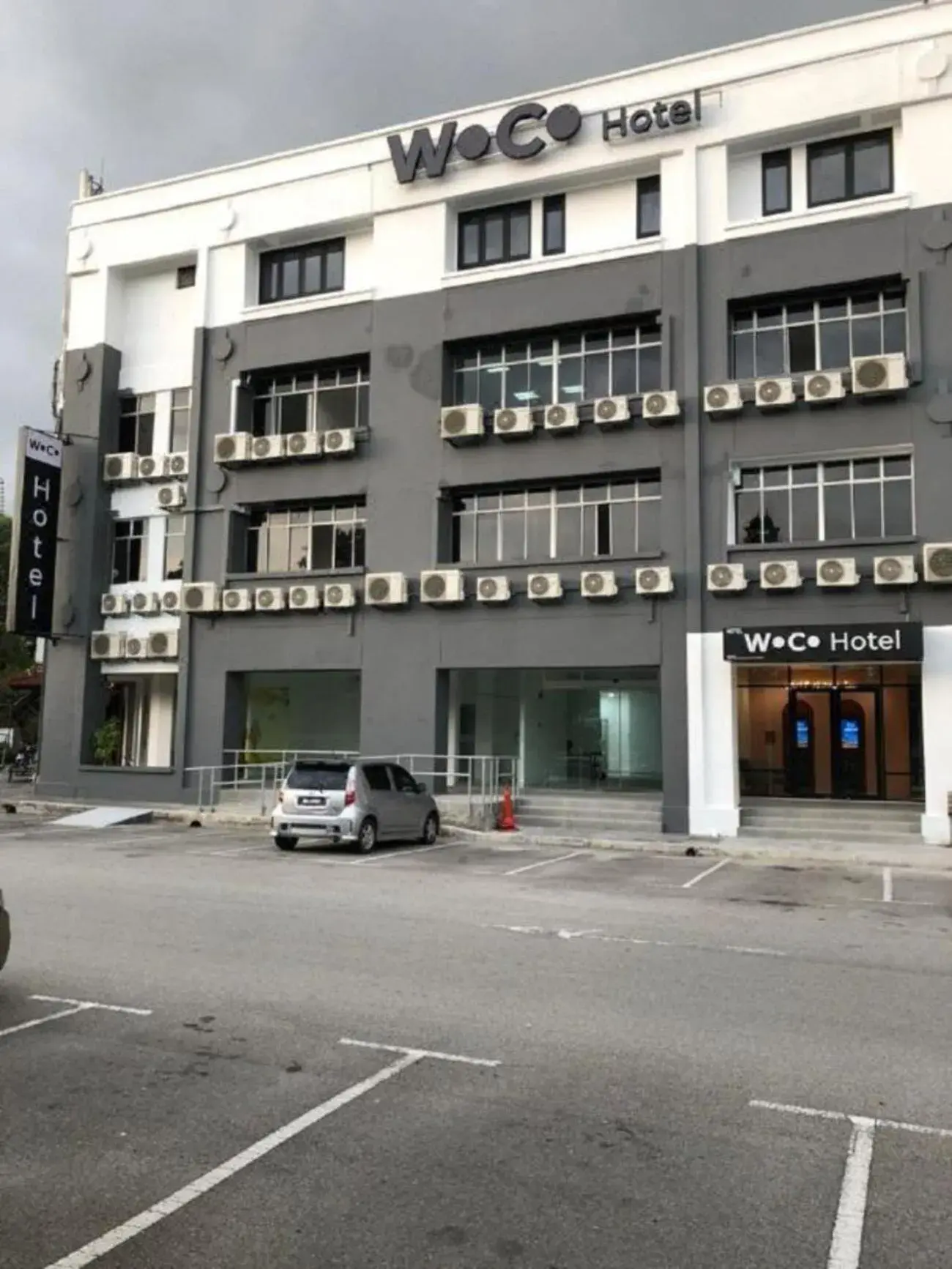 Property Building in Woco Hotel Kinrara