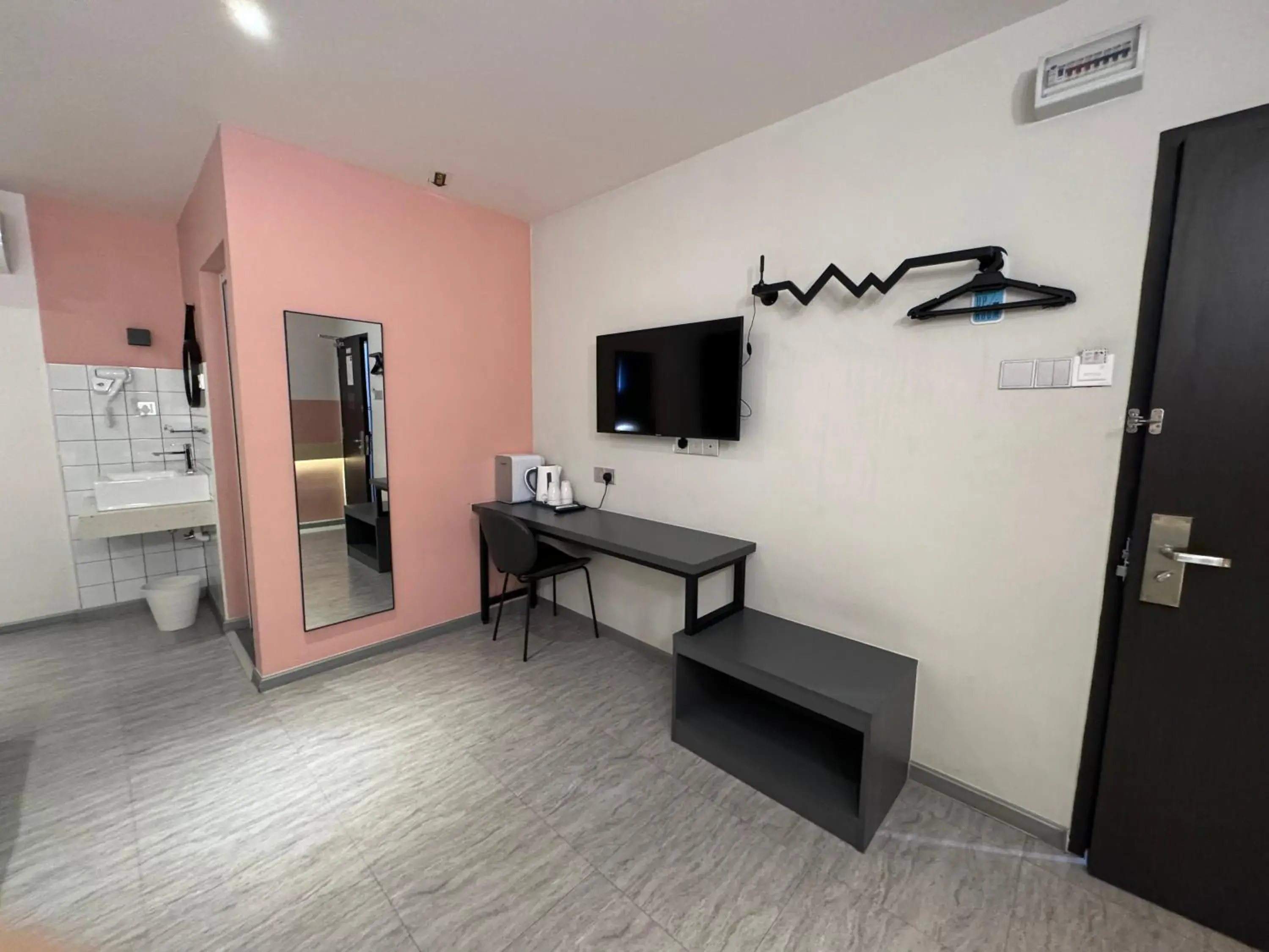 TV and multimedia, TV/Entertainment Center in Woco Hotel Kinrara