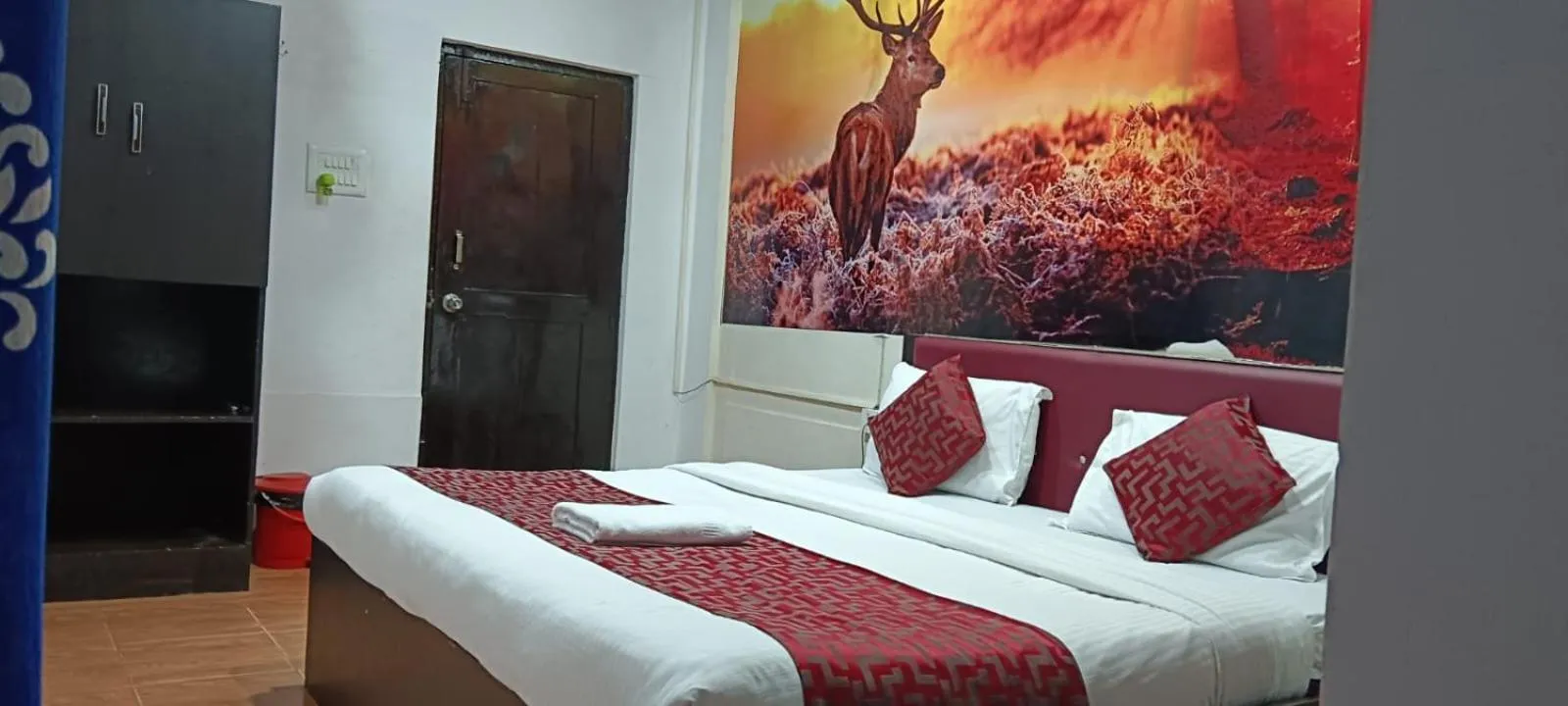 Bed in Bandipur Resort Khan's Gufa