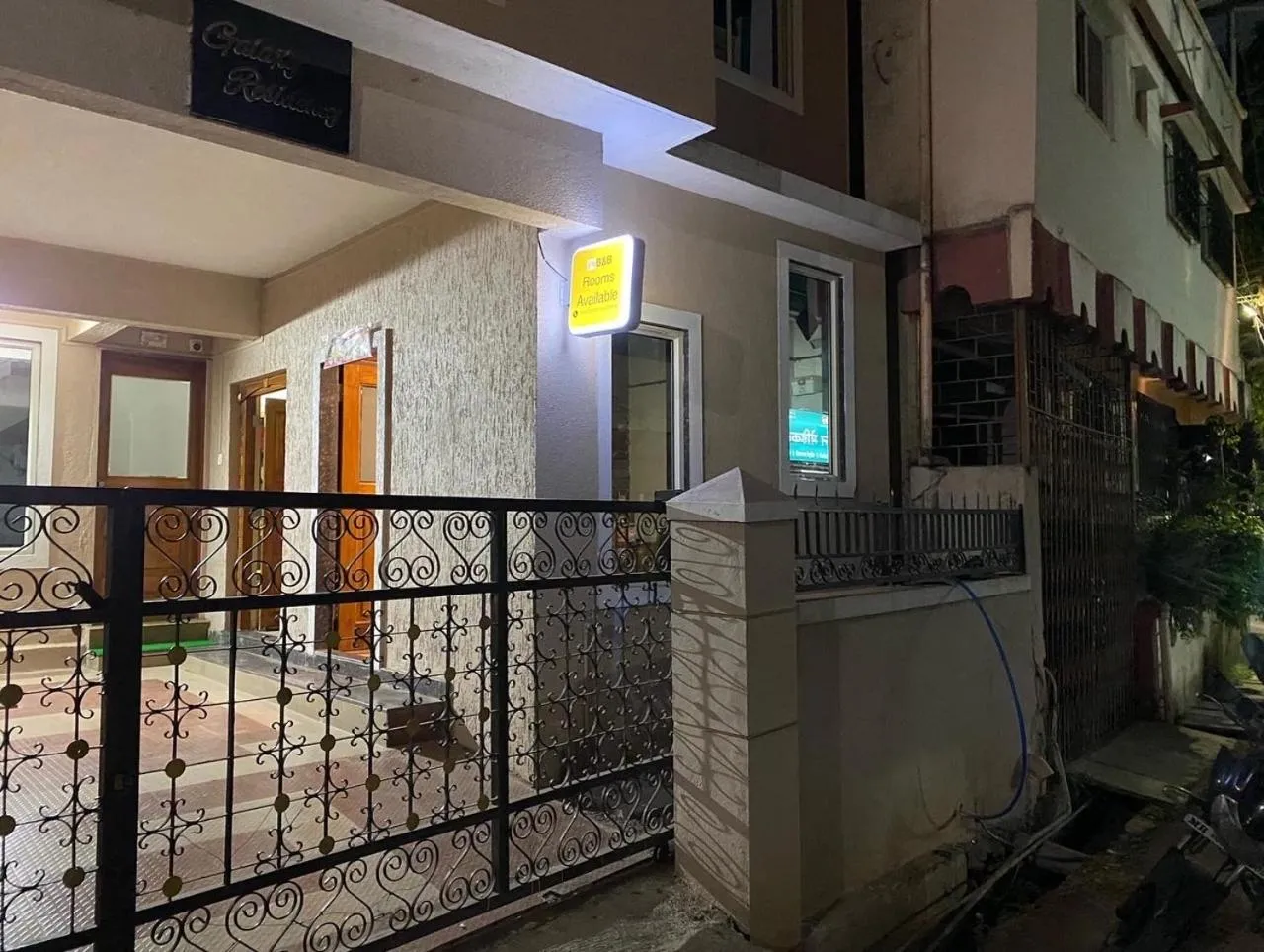 Parking in Galaxy Residency, Panchgani - MTDC Approved