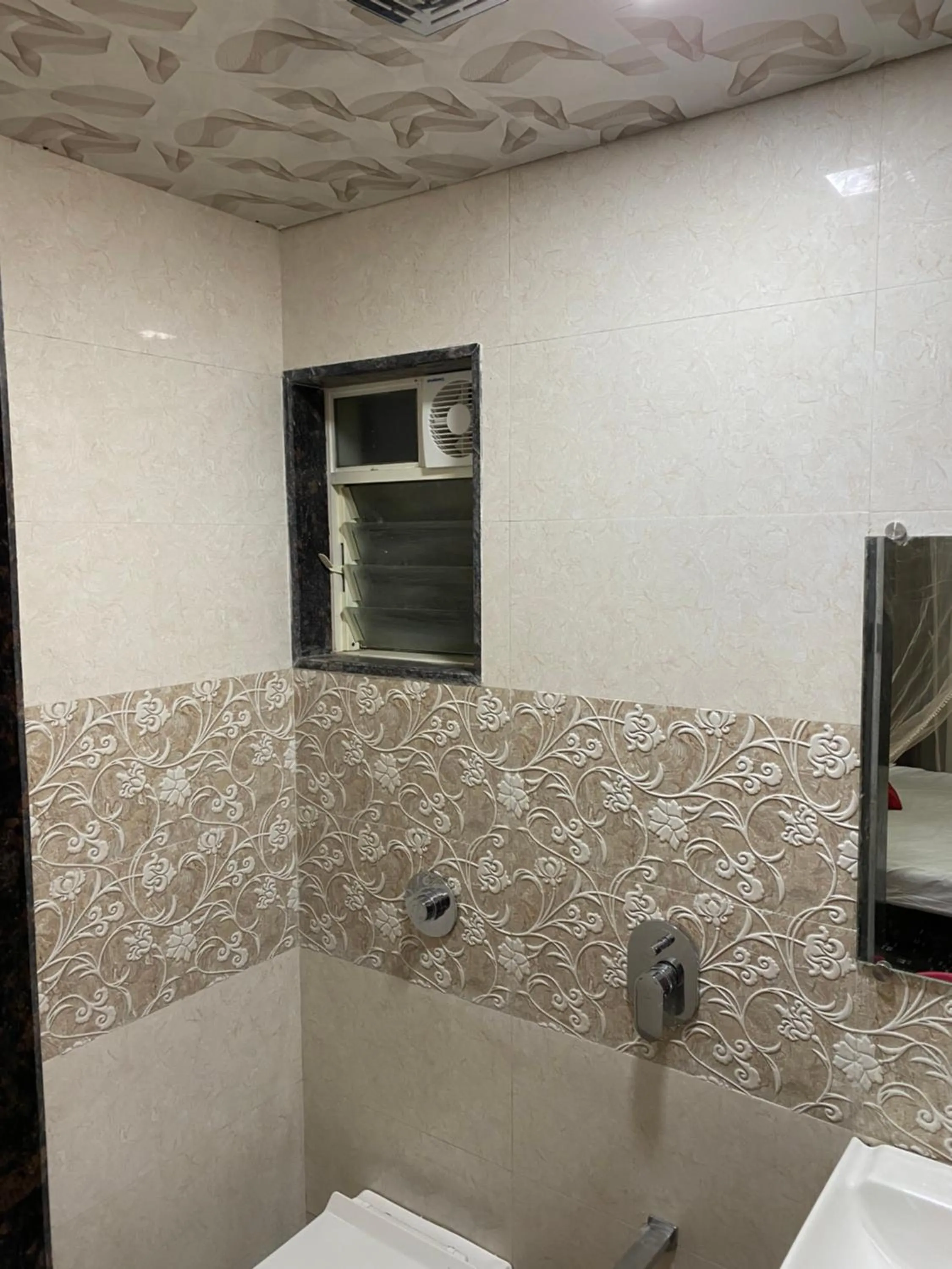 Shower in Galaxy Residency, Panchgani - MTDC Approved