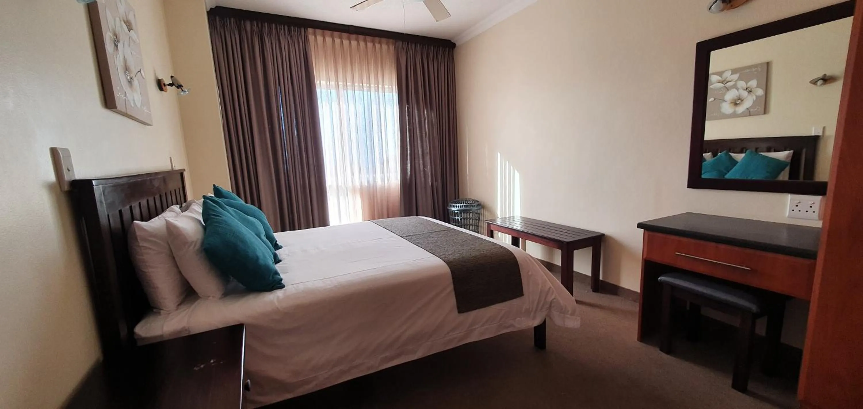 Bed in Santana Holiday Resort