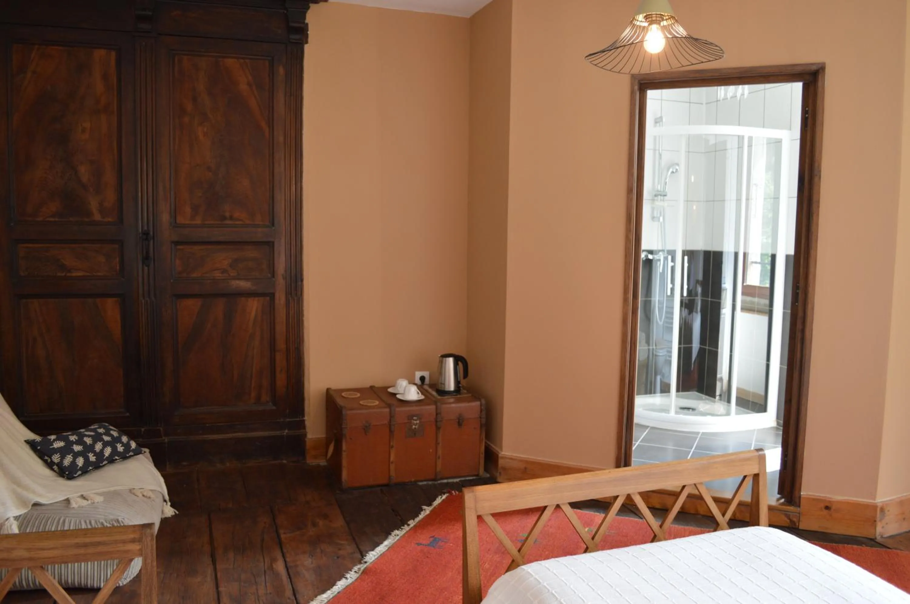 Twin Room with Garden View in DUC MANOIR Chambres d'hôtes