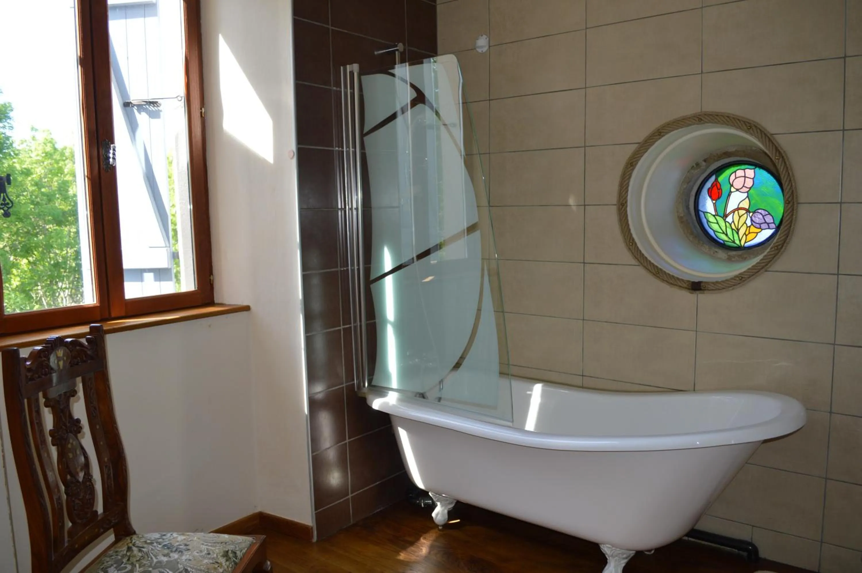 Double Room with Balcony in DUC MANOIR Chambres d'hôtes