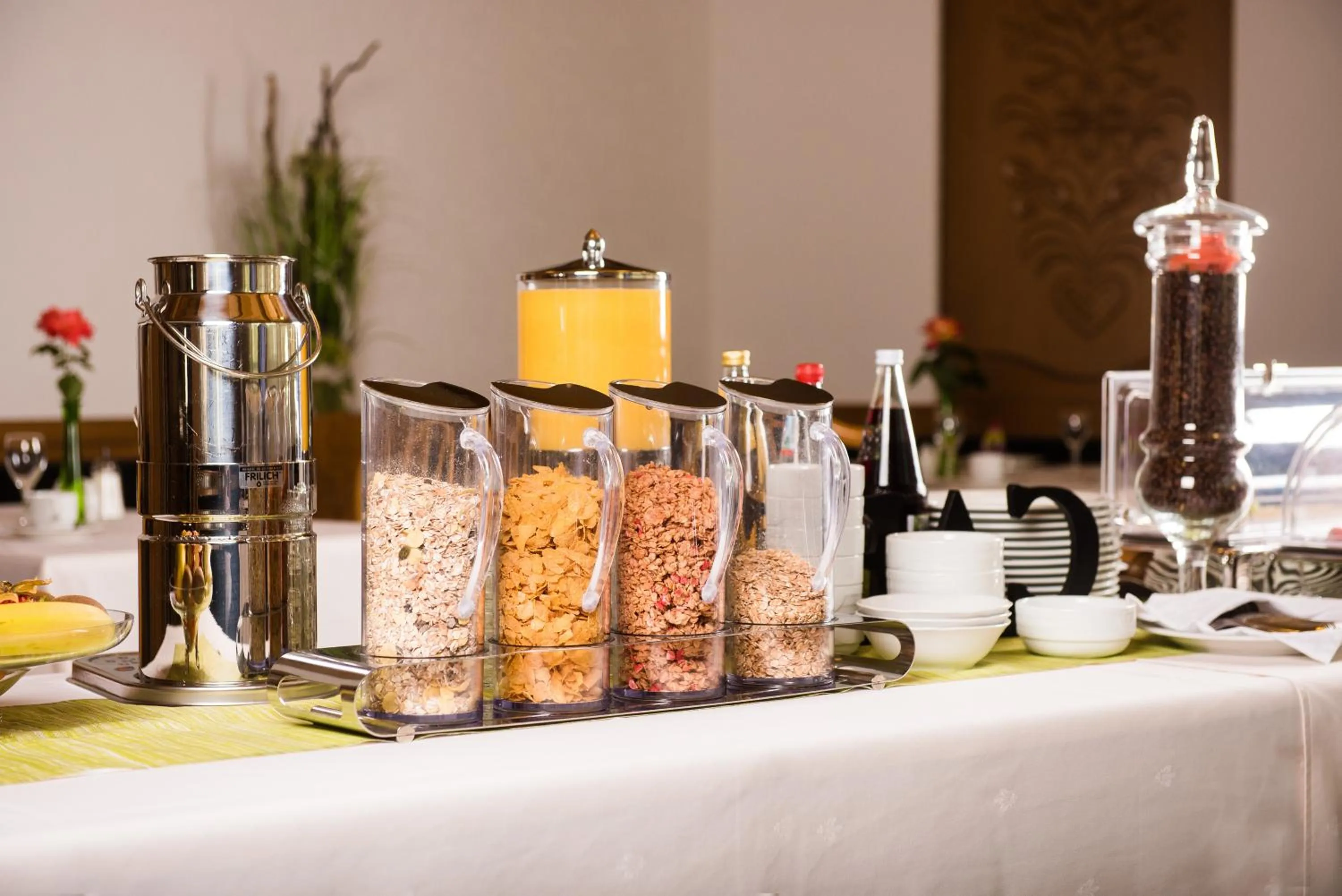 Buffet breakfast in Hotel Gasthof zum Rössle