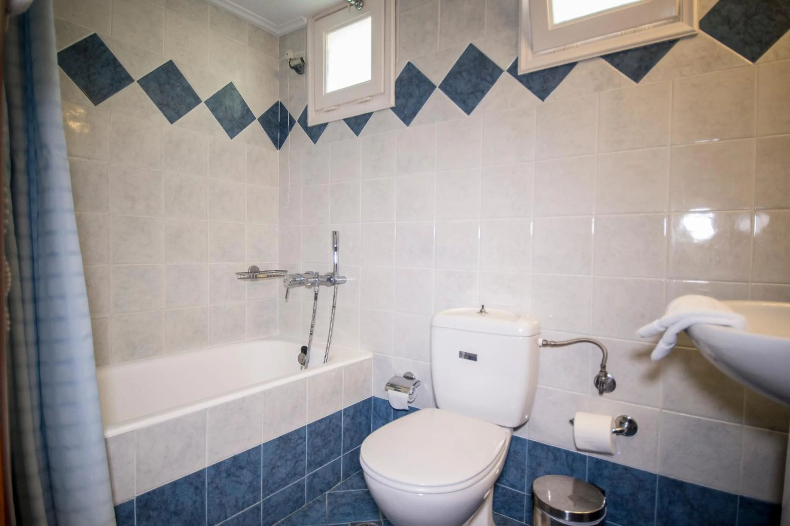 Bathroom in Sea Horse