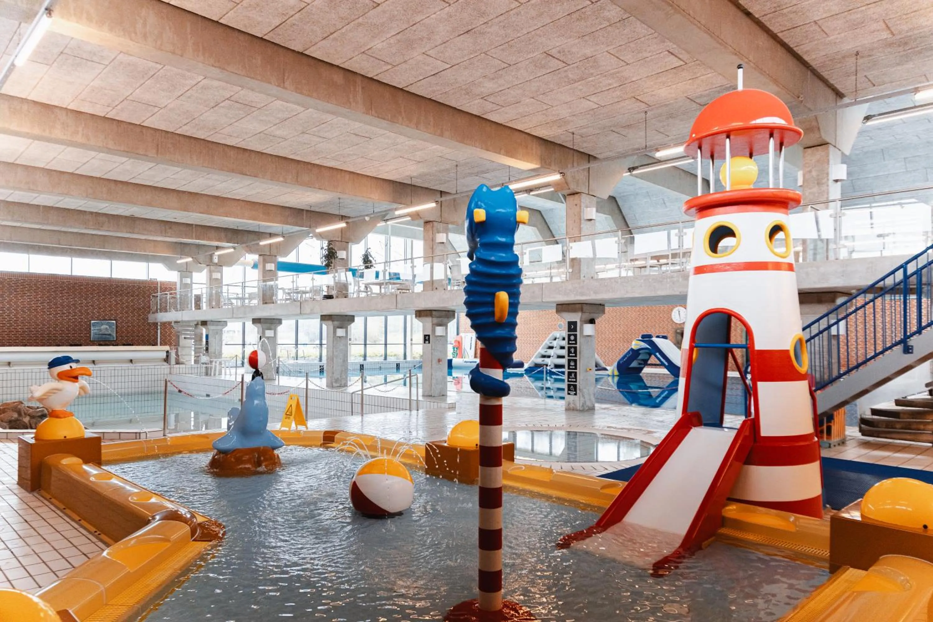 Swimming pool in Sportium Sportel