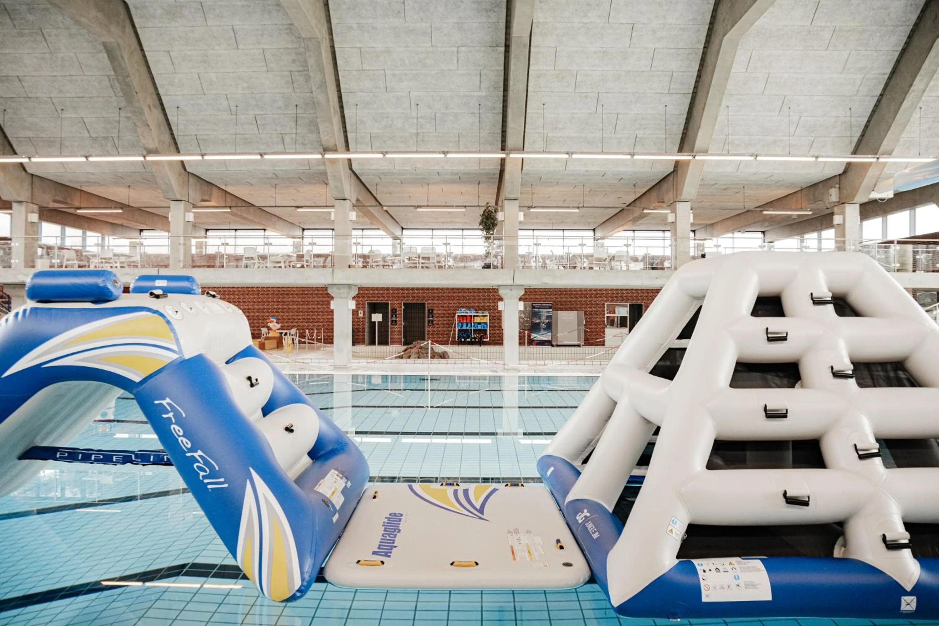 Swimming pool in Sportium Sportel