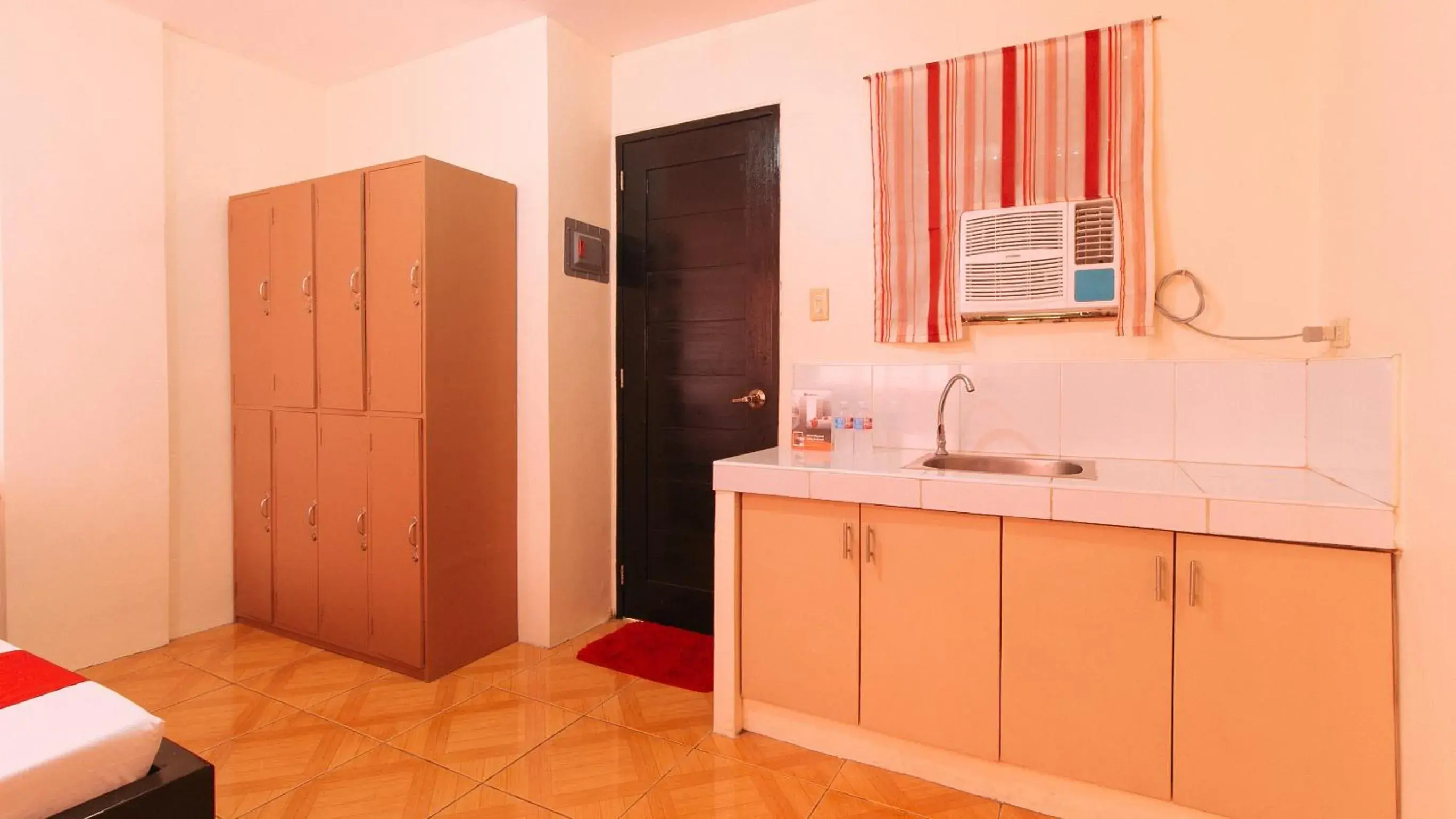 Bed in RedDoorz @ FDB Homes Nueva Ecija Bed in RedDoorz @ FDB Homes Nueva Ecija