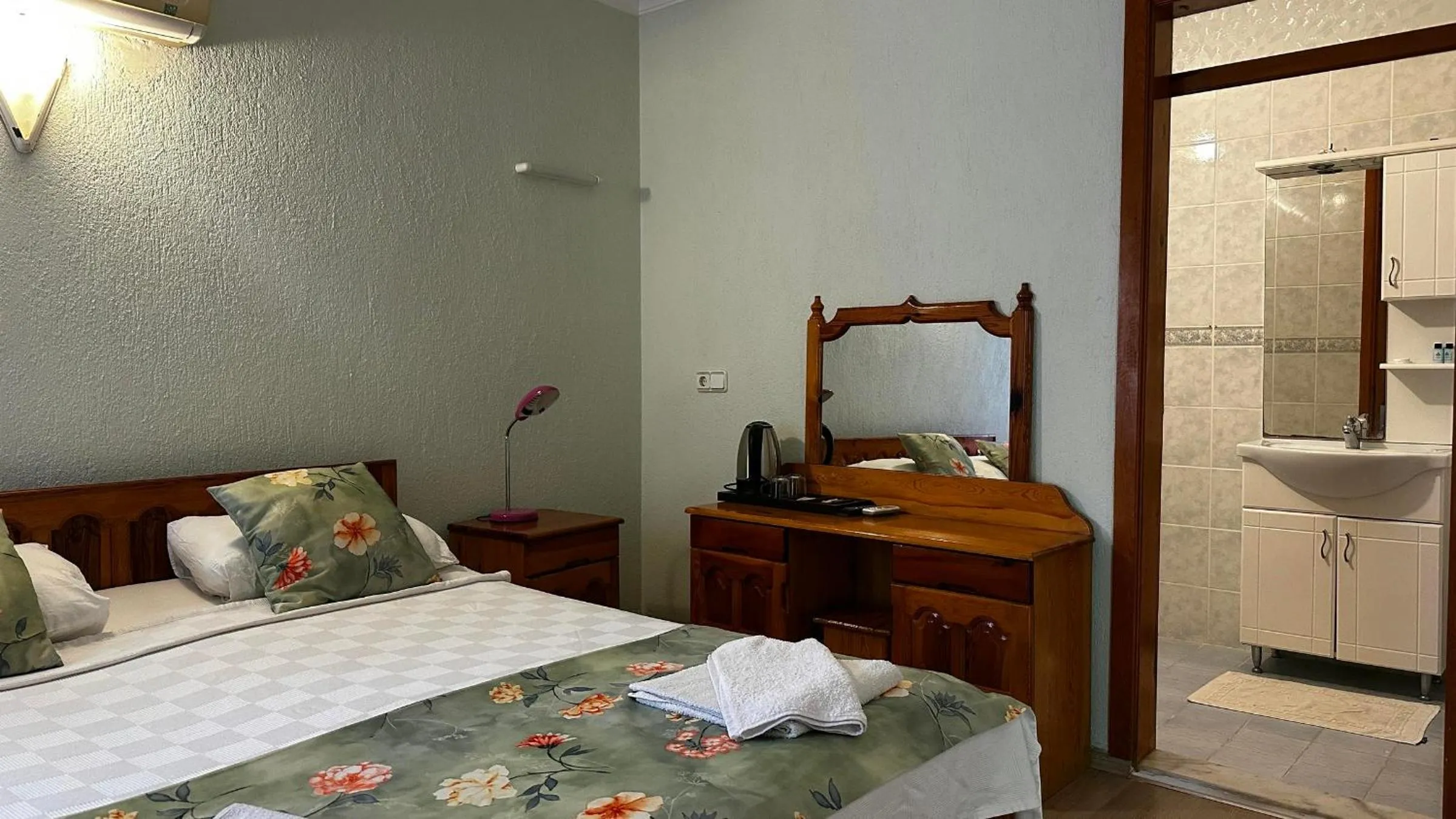 Bed in Dalyan YUNUS HOTEL