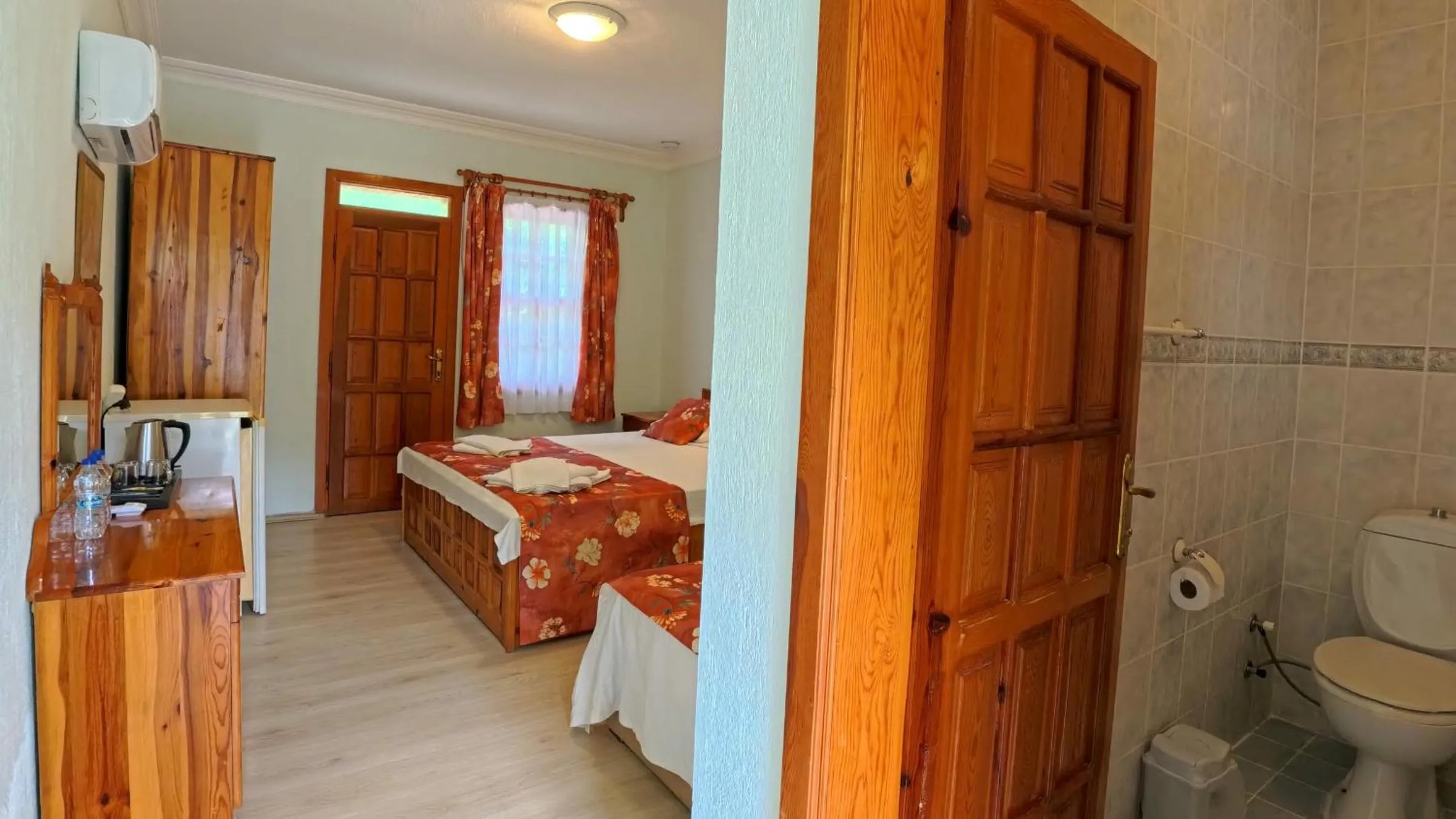 Photo of the whole room in Dalyan YUNUS HOTEL