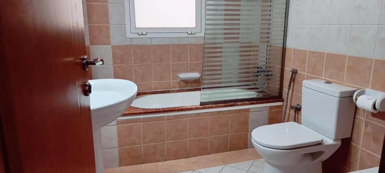 Clifton International Hotel