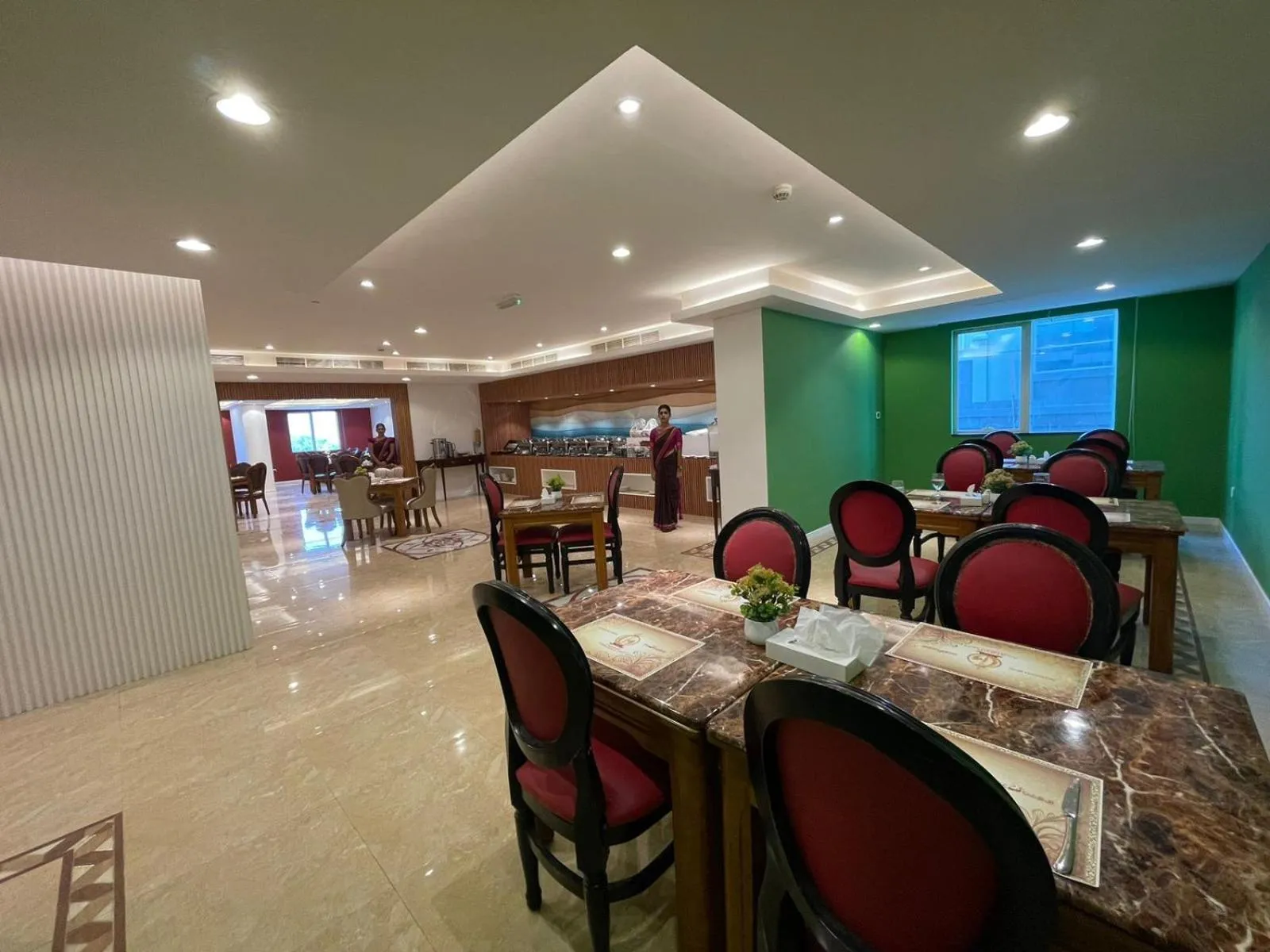 Clifton International Hotel