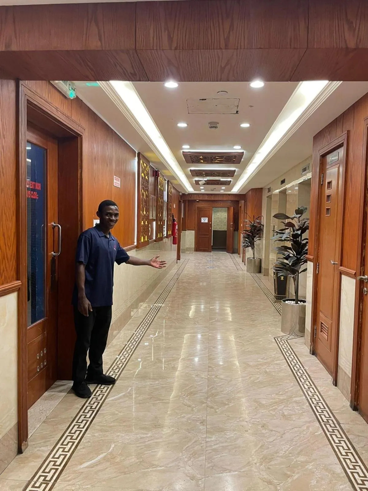 Clifton International Hotel