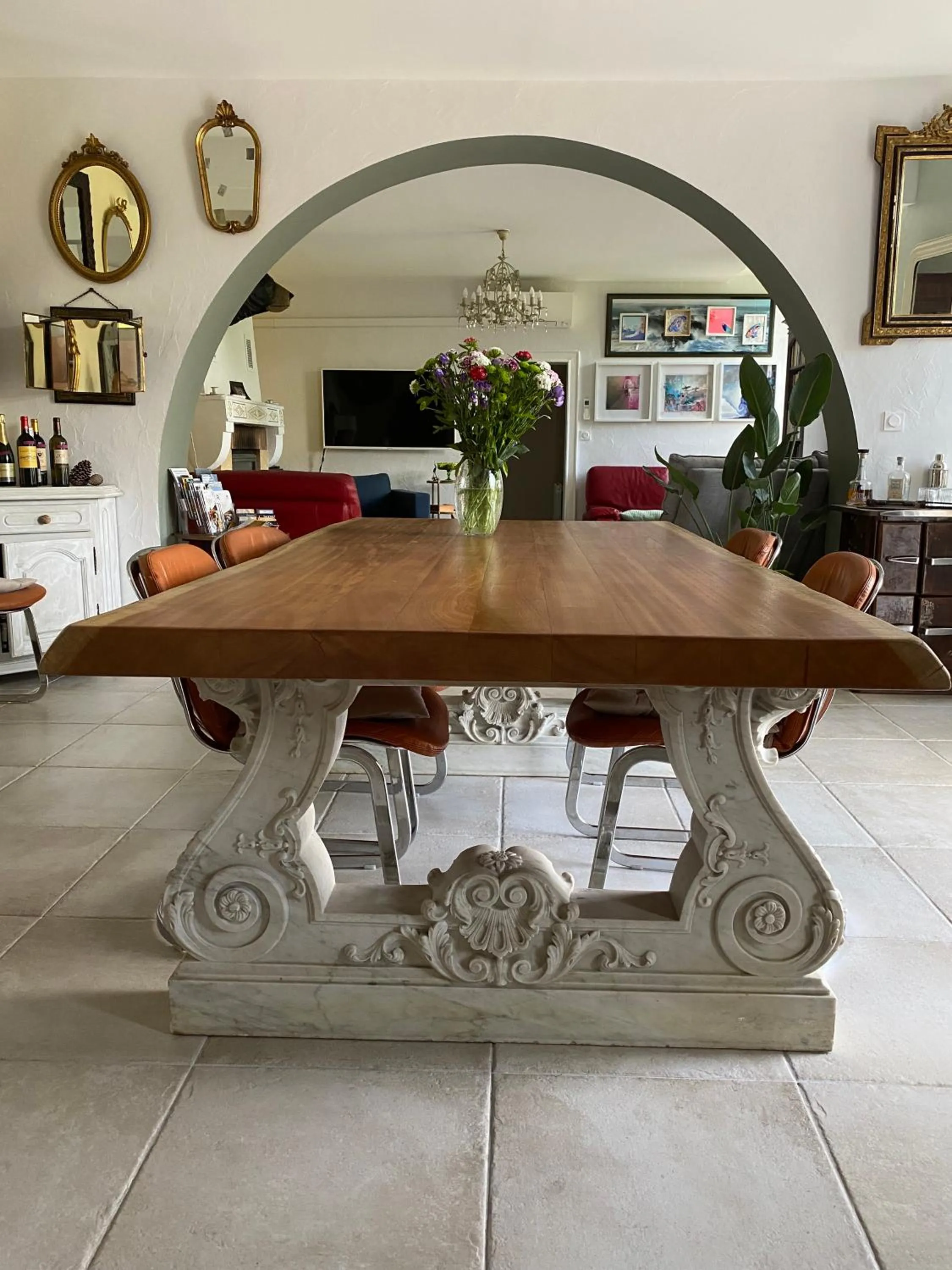 Dining area in Les Volets Violets