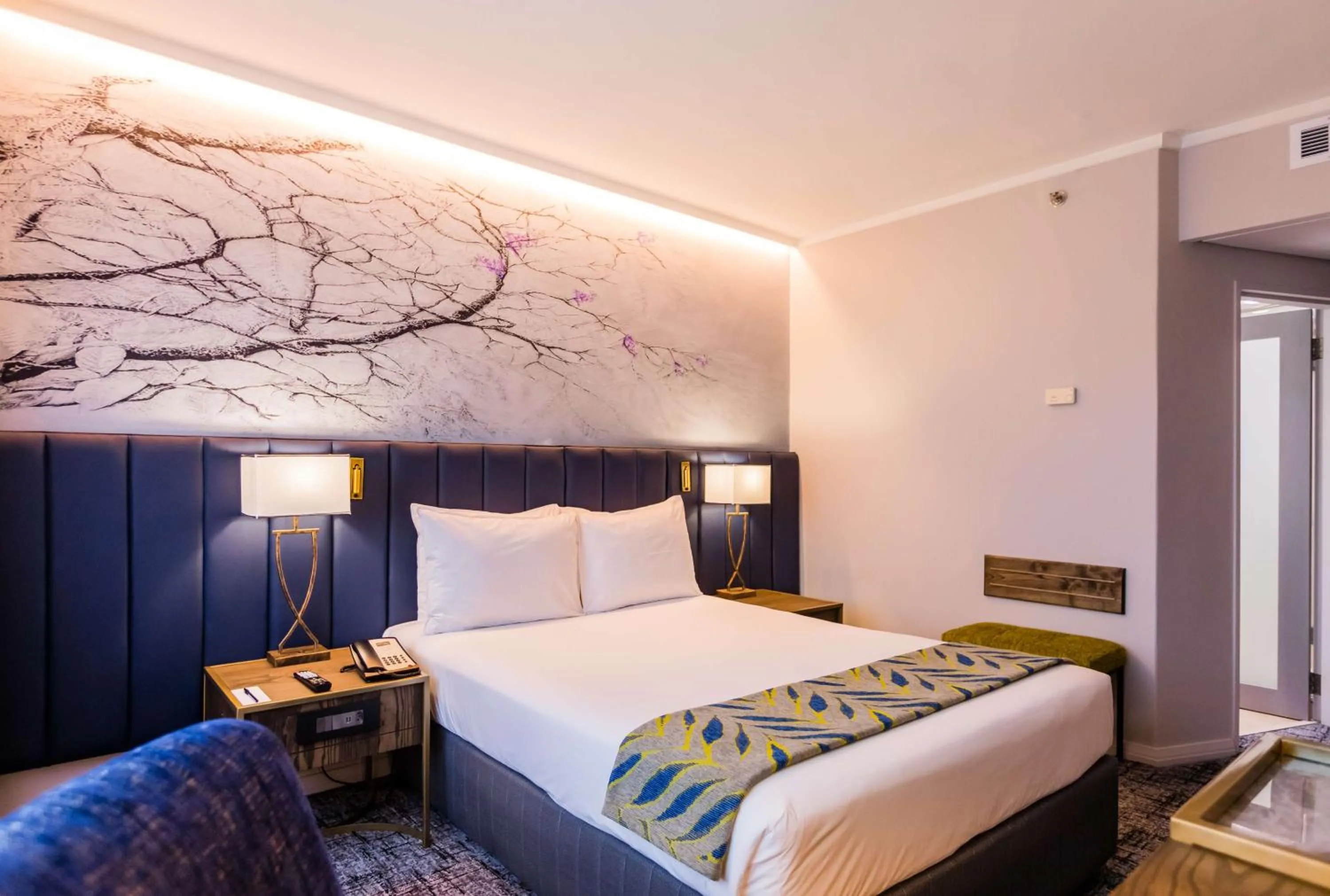 Bedroom, Bed in Garden Court Hatfield