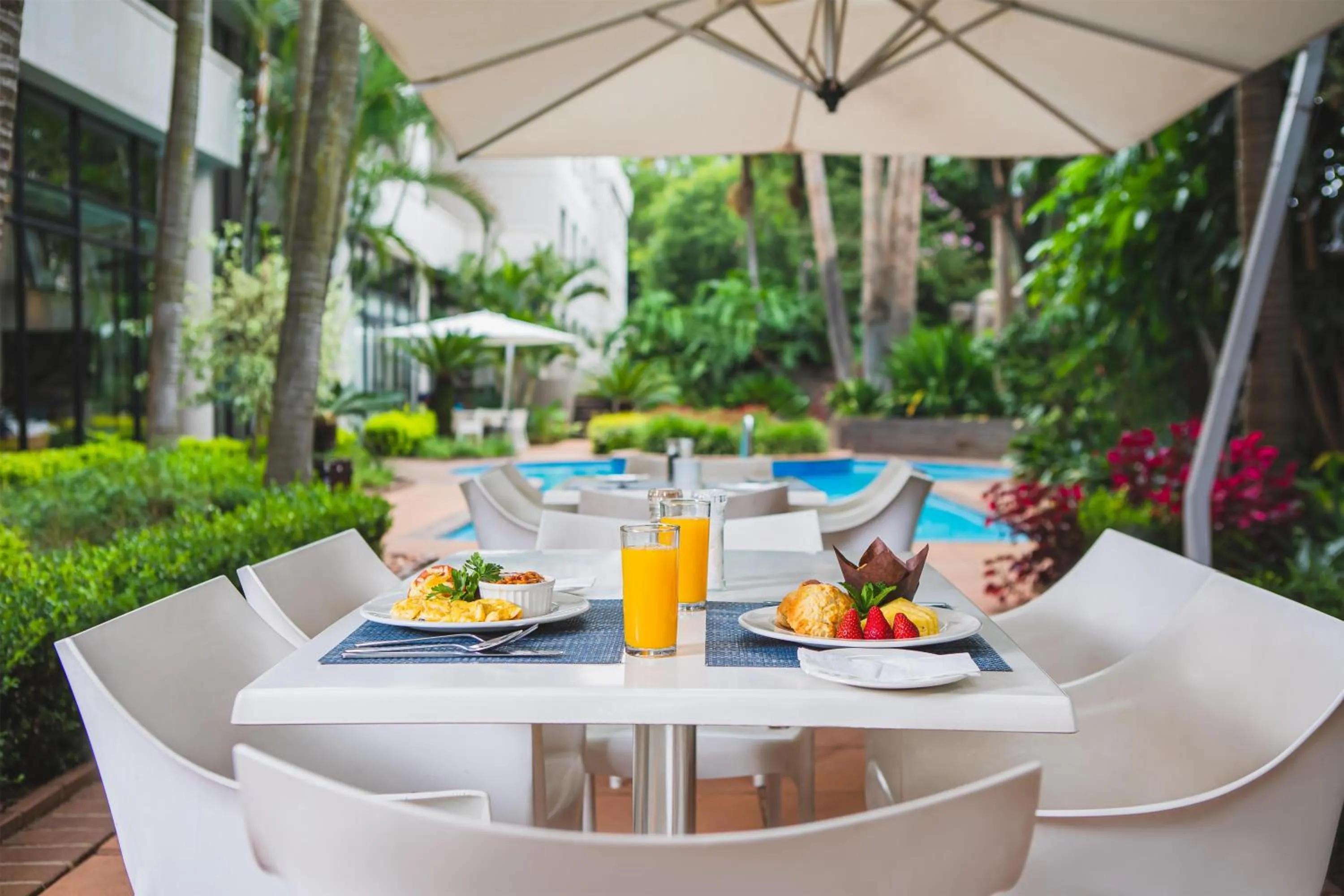 Breakfast in Garden Court Hatfield