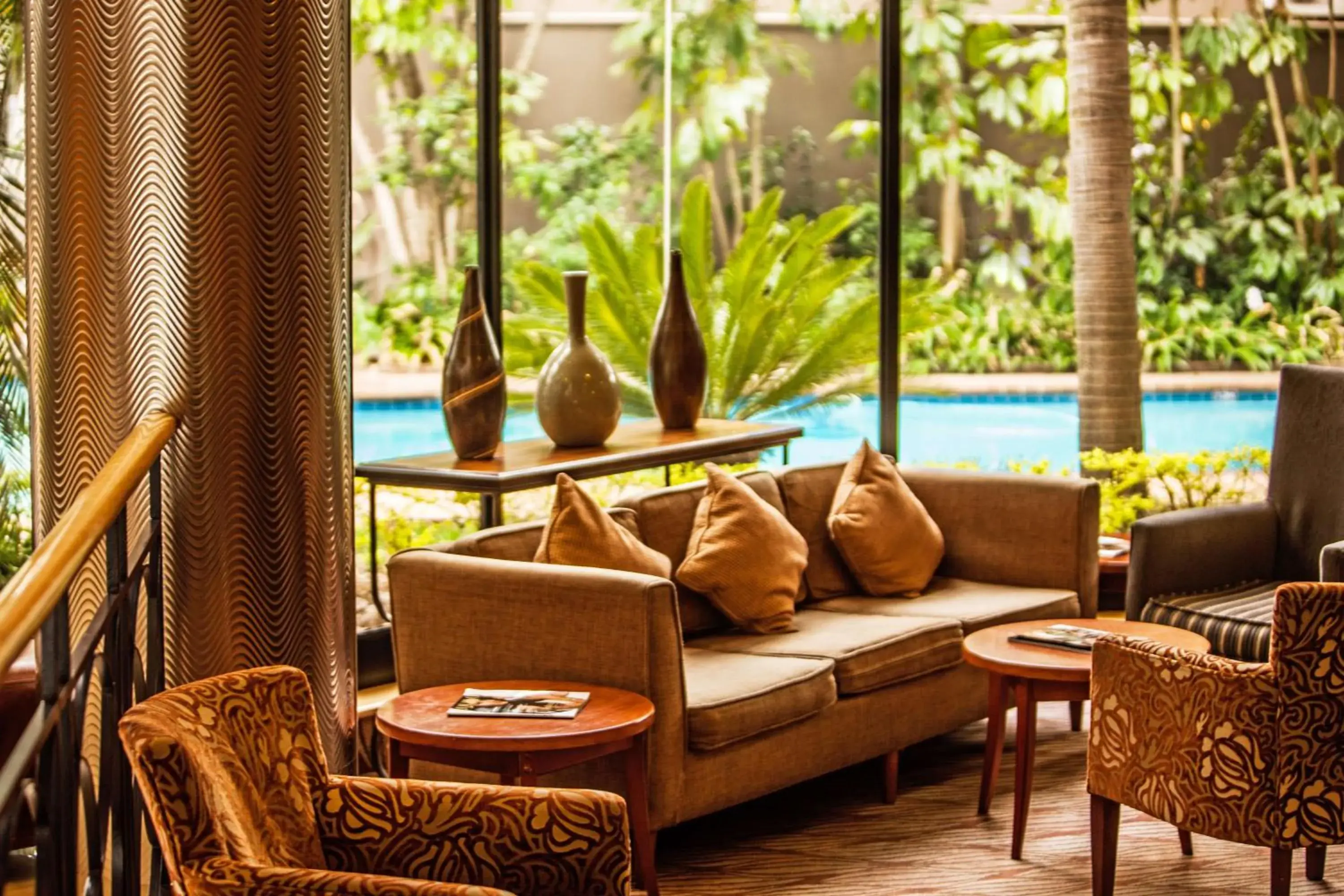 Lounge or bar in Garden Court Hatfield Lounge or bar in Garden Court Hatfield