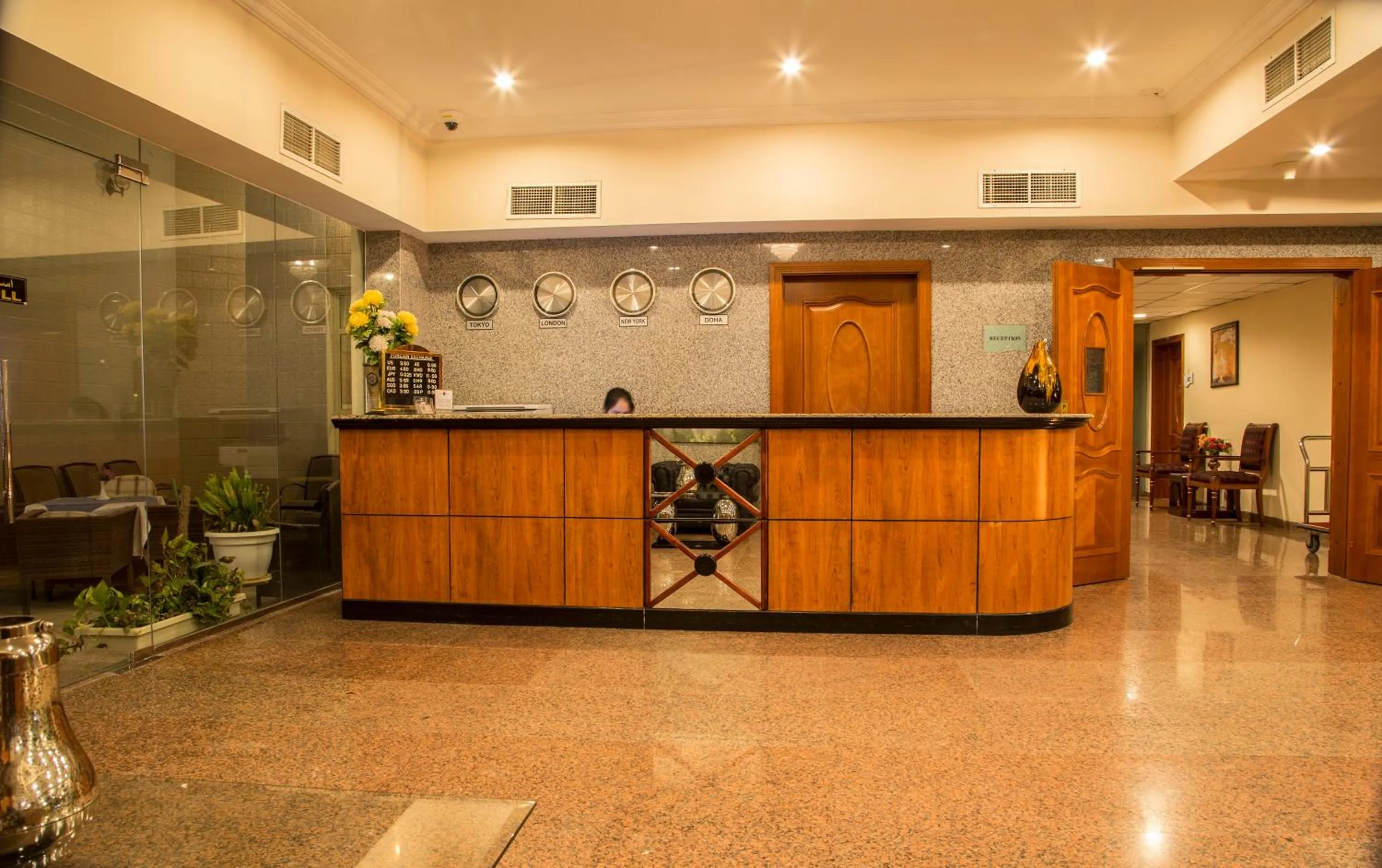 Lobby or reception in Le Park Hotel