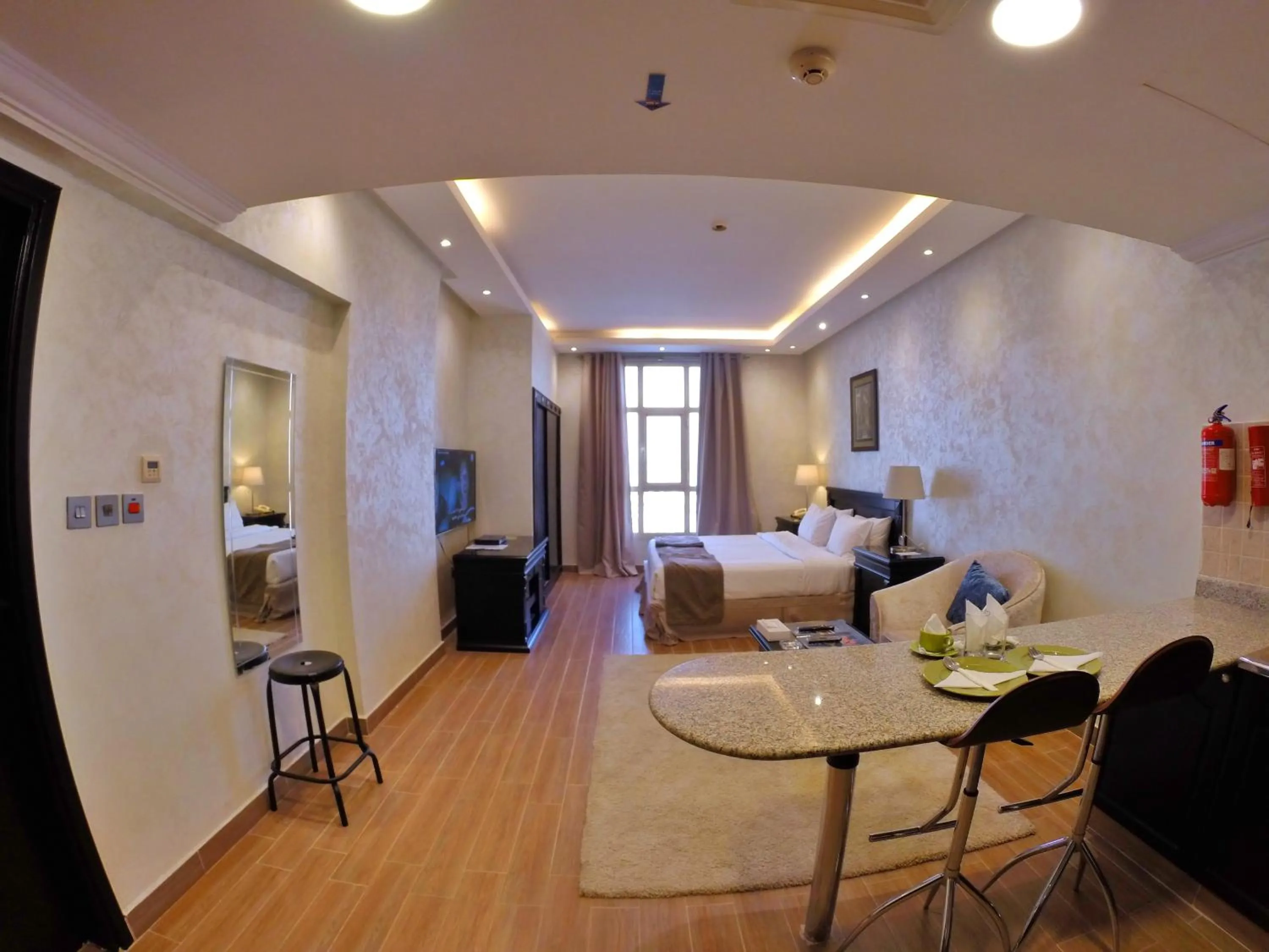 Living room, Bed in Le Park Hotel