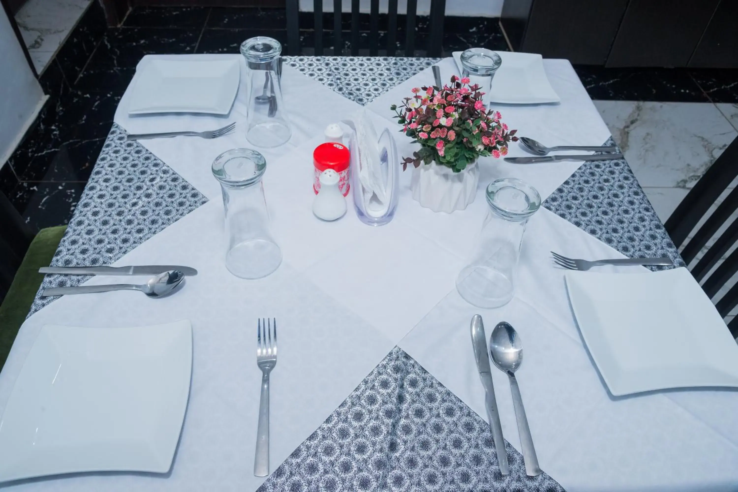 Restaurant/places to eat in Anabel Apartment and Suites, Abuja Restaurant/places to eat in Anabel Apartment and Suites, Abuja