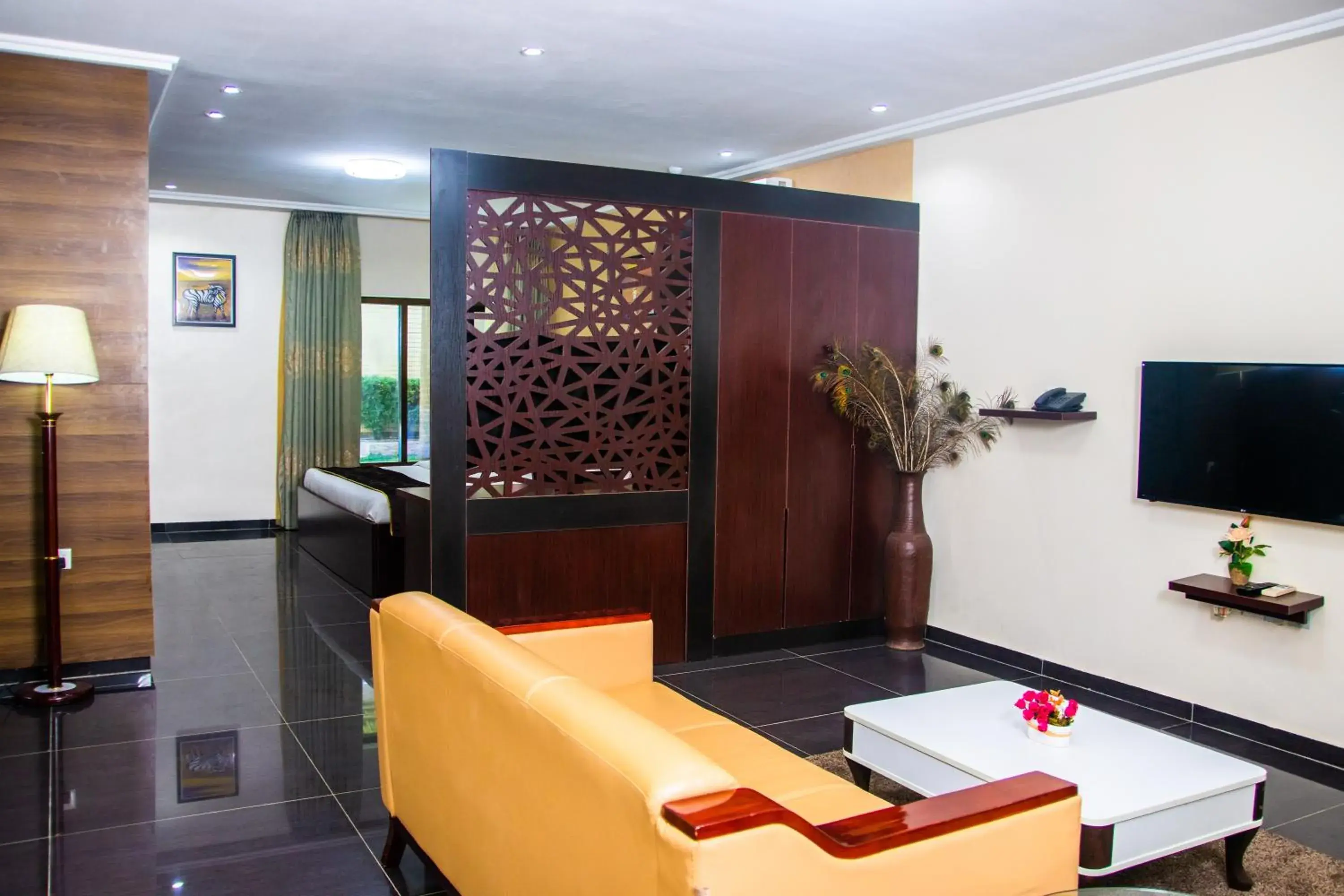 TV and multimedia in Anabel Apartment and Suites, Abuja TV and multimedia in Anabel Apartment and Suites, Abuja