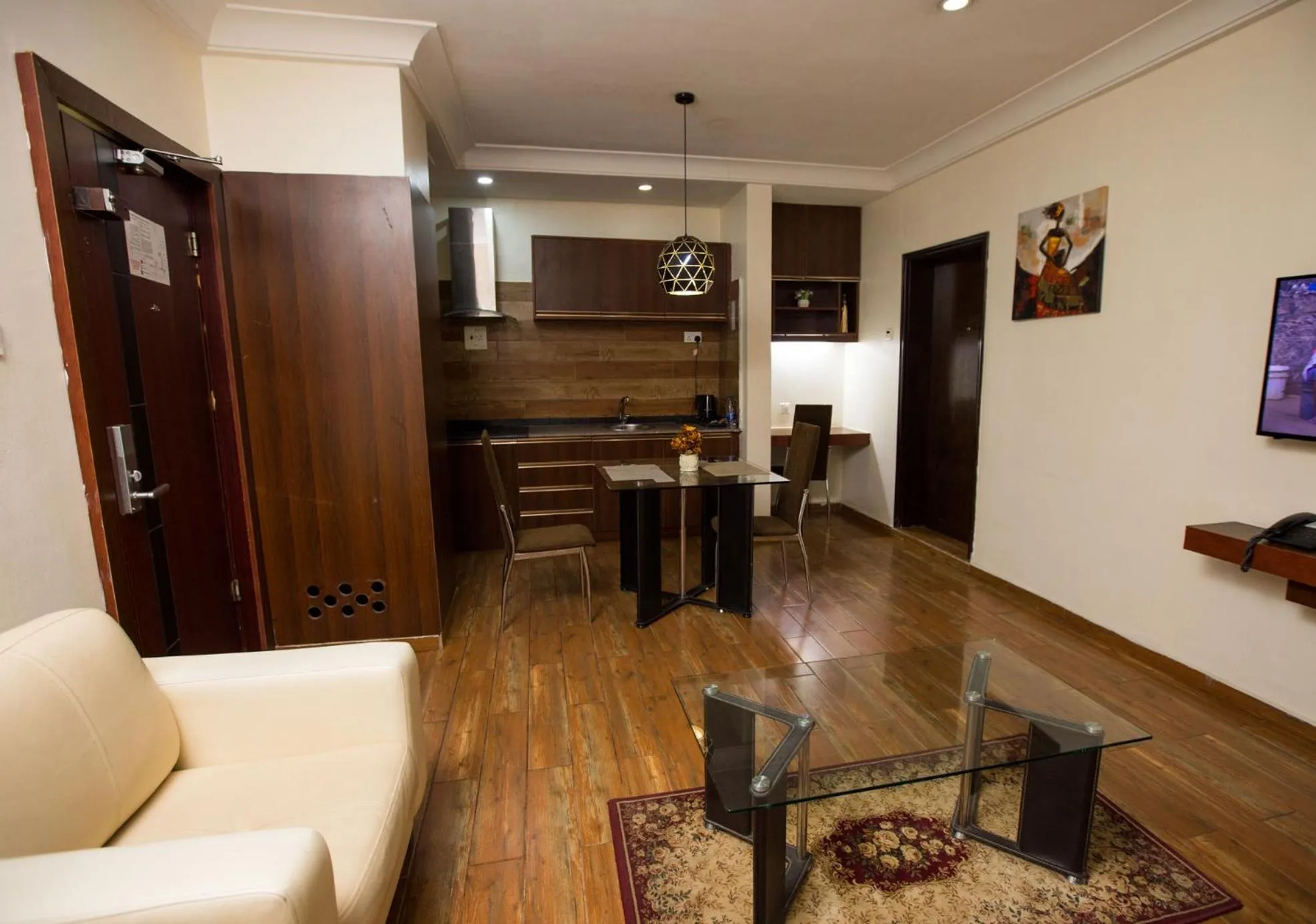 TV and multimedia in Anabel Apartment and Suites, Abuja