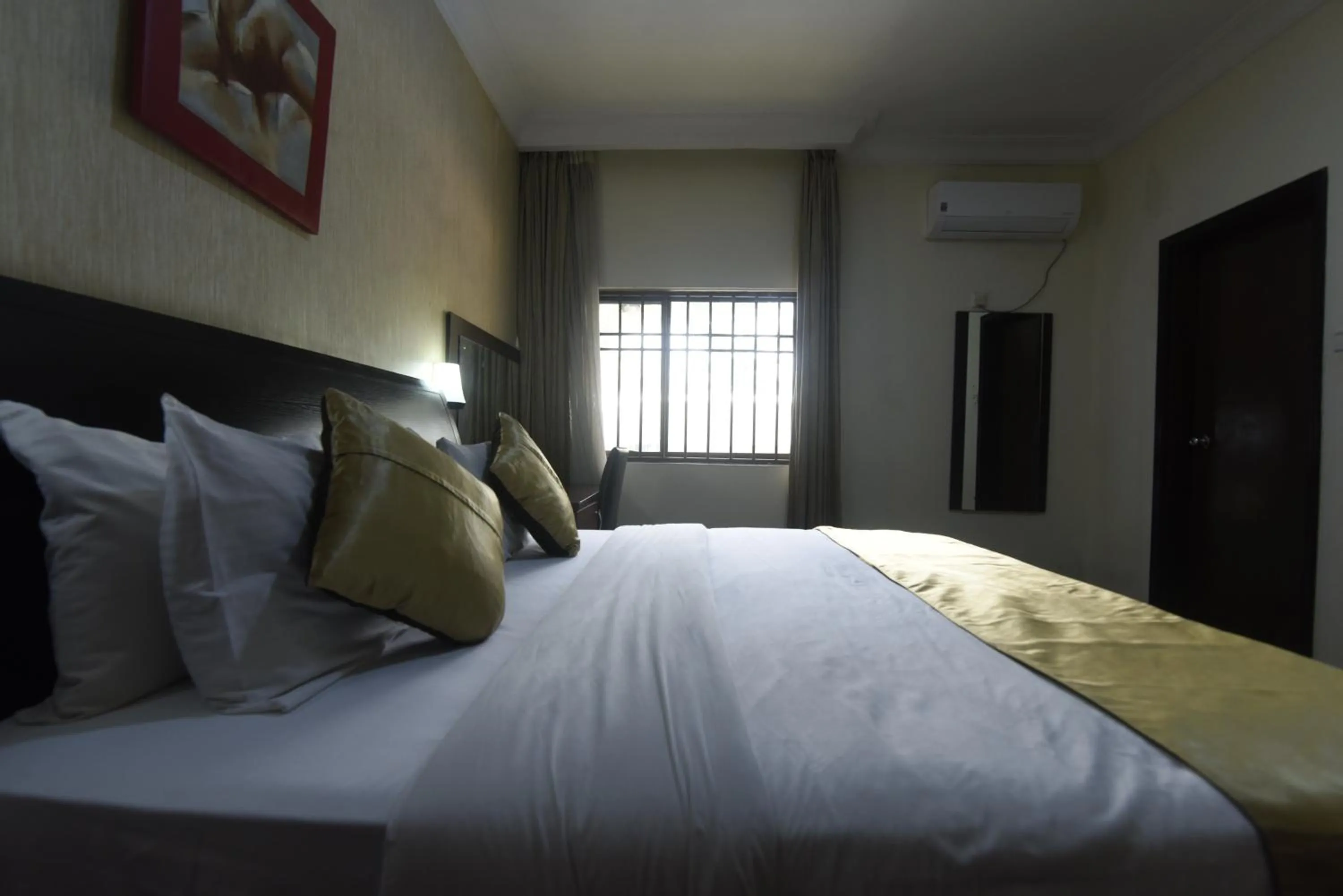 Bed in Anabel Apartment and Suites, Abuja