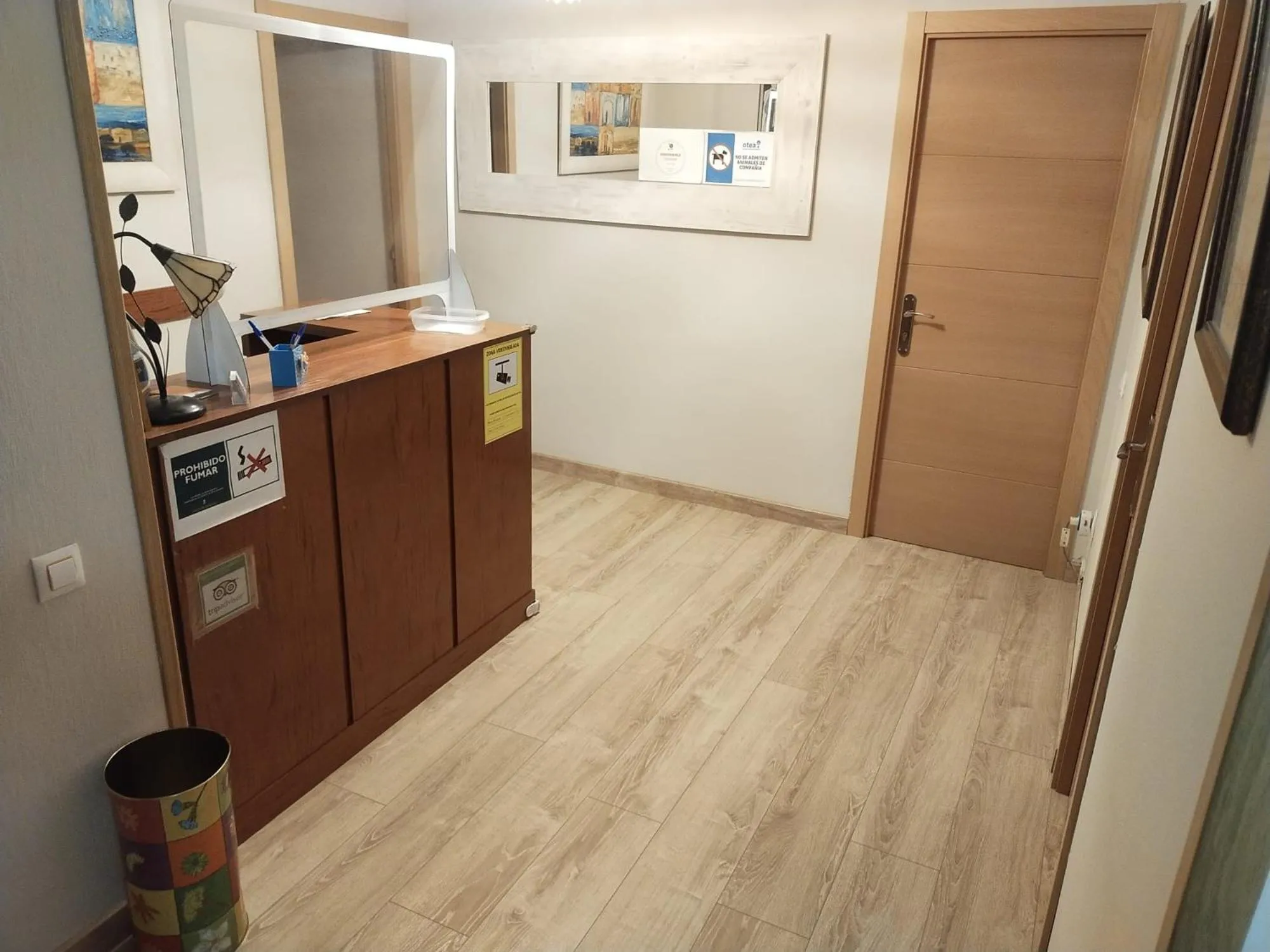 Lobby or reception in Hostal Álvarez