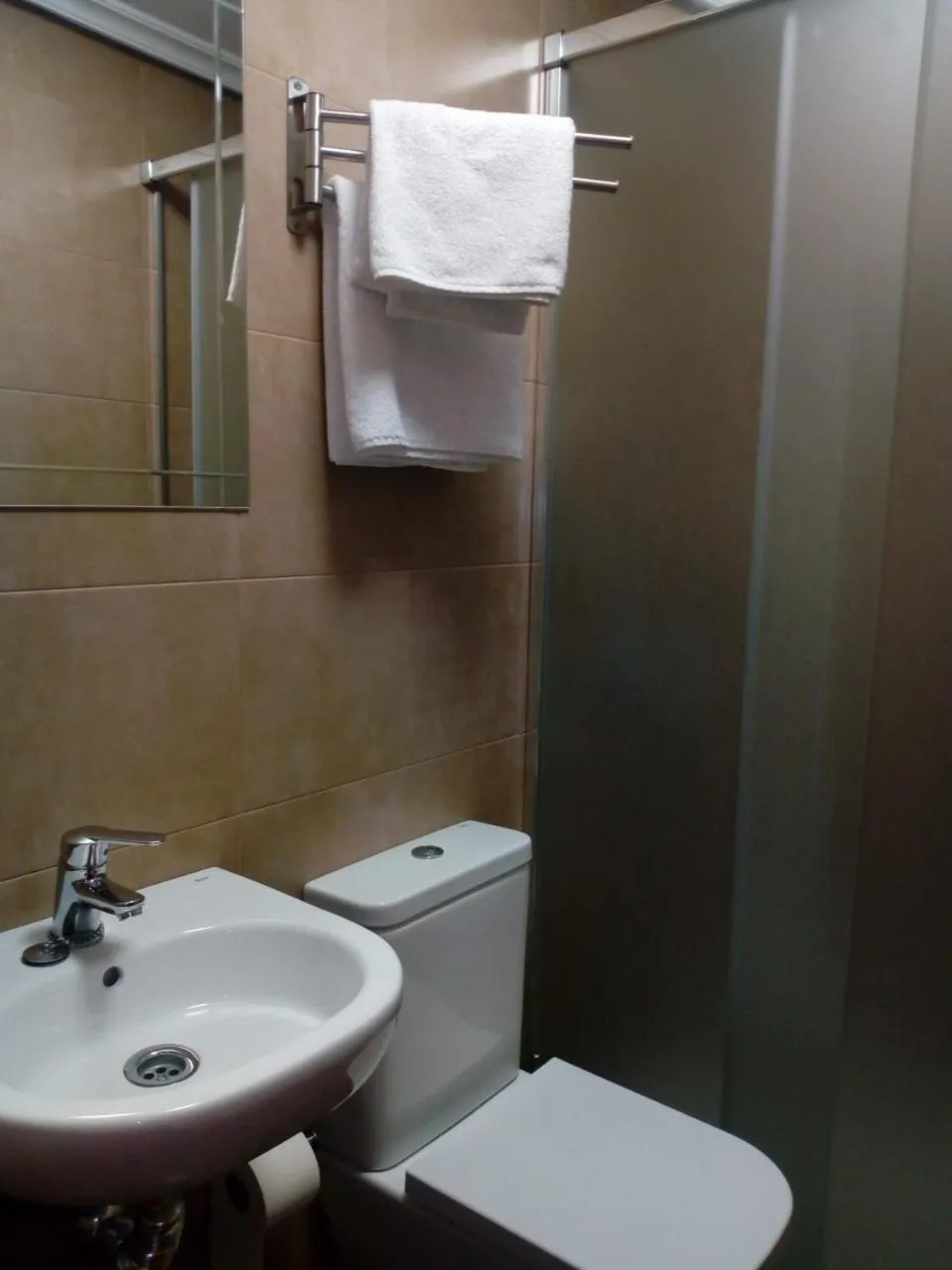 Bathroom in Hostal Álvarez