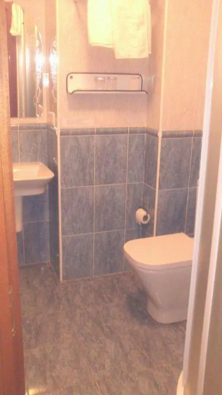 Bathroom in Hostal Álvarez