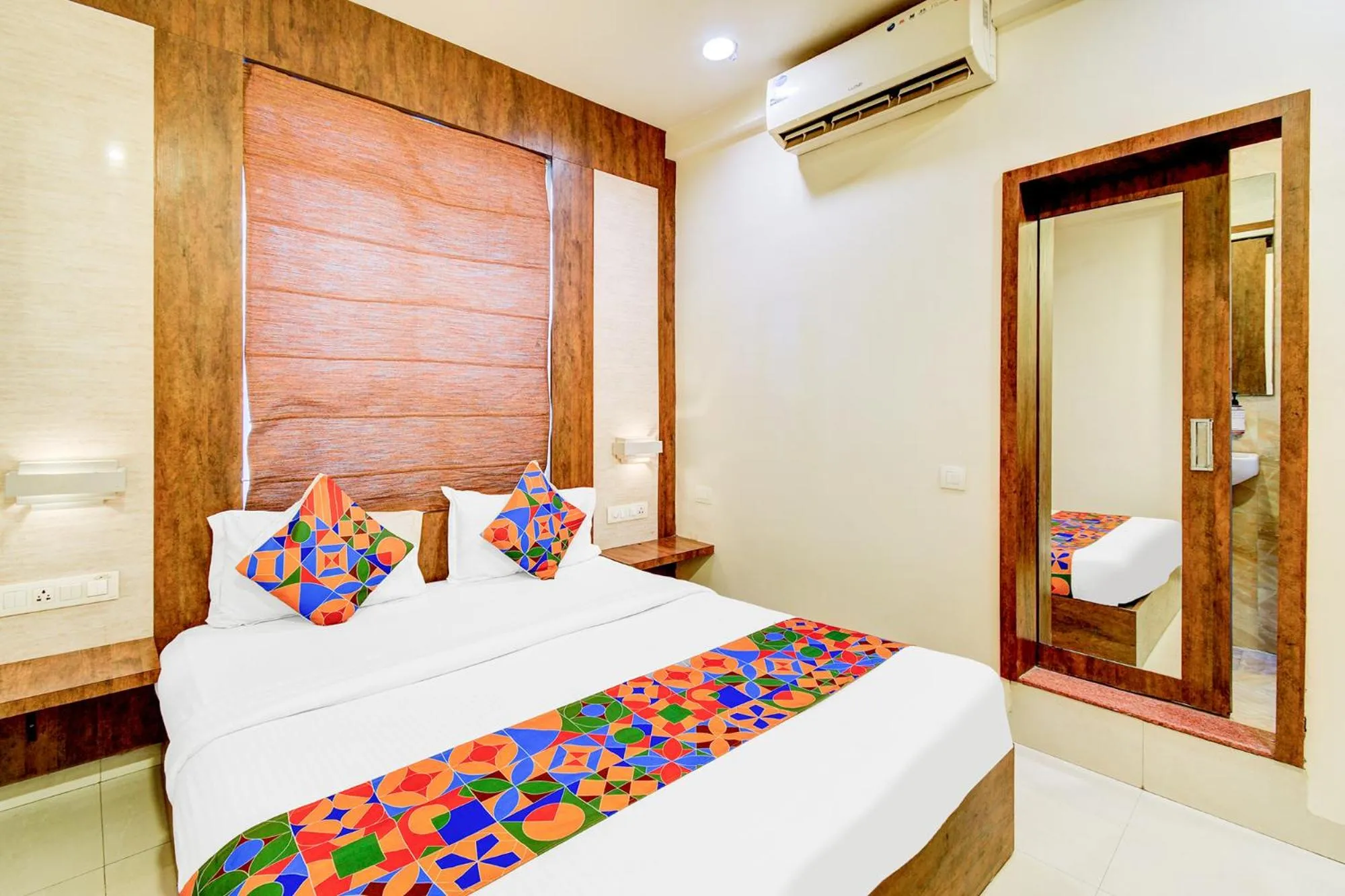 Bed in FabHotel Arastu Plaza - Nr Nampally Railway Station