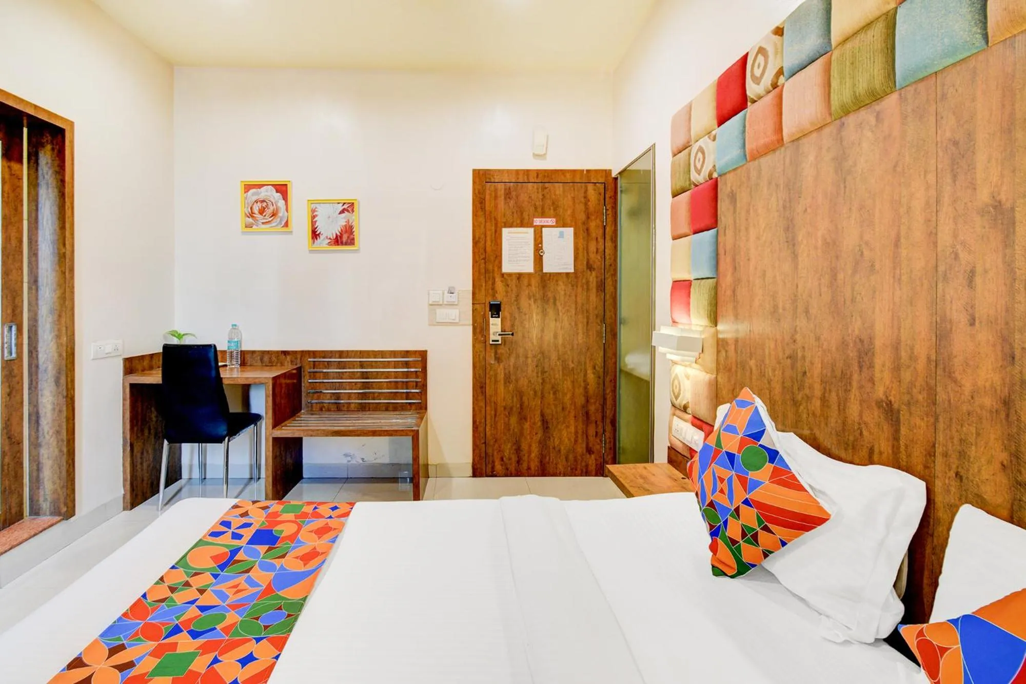 Bed in FabHotel Arastu Plaza - Nr Nampally Railway Station