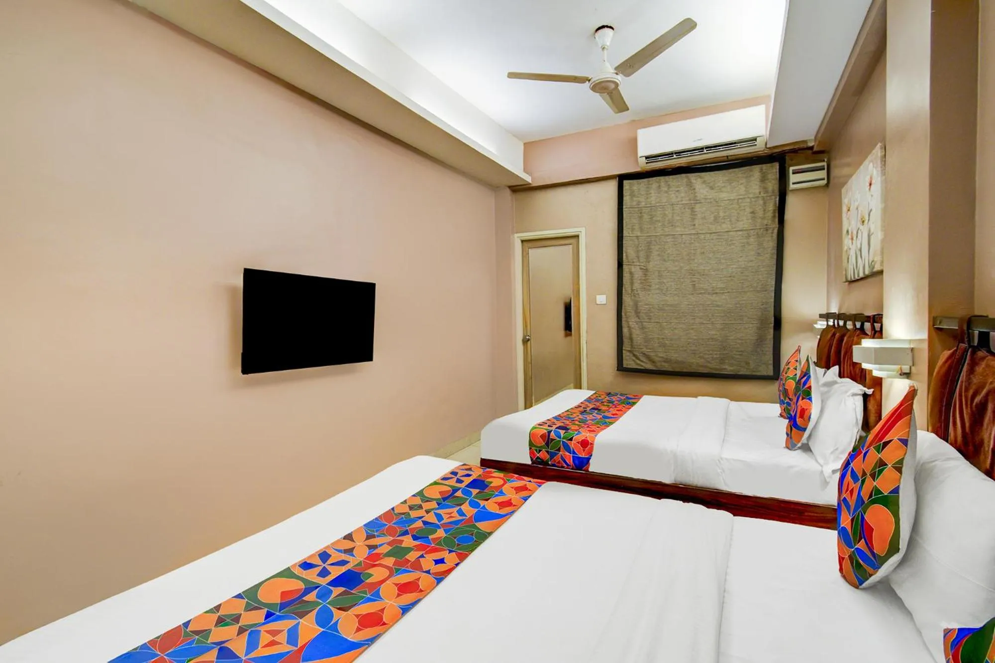Bed in FabHotel Arastu Plaza - Nr Nampally Railway Station
