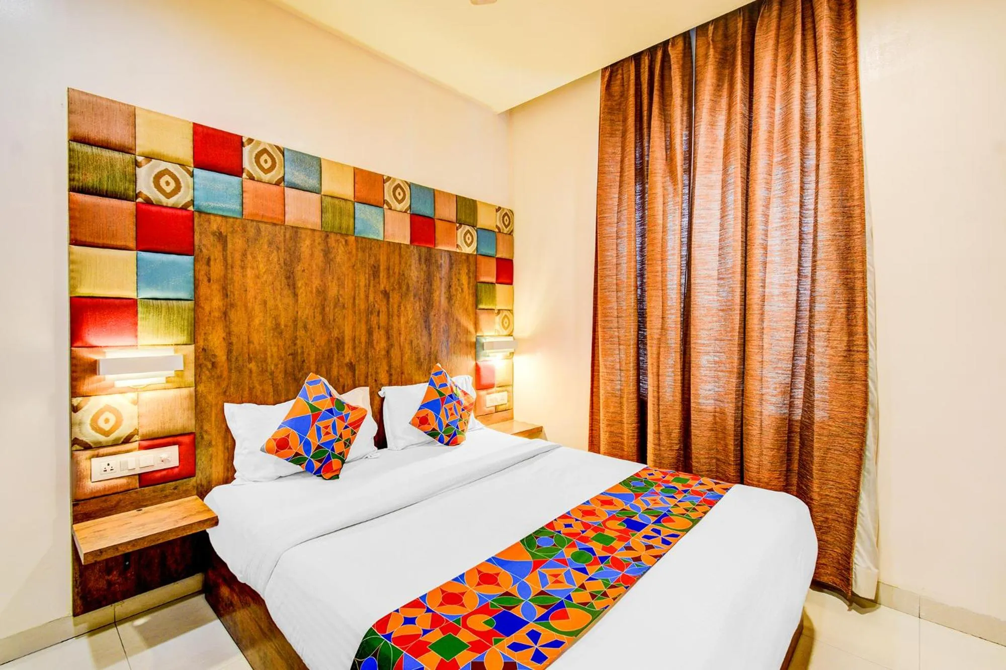 Bed in FabHotel Arastu Plaza - Nr Nampally Railway Station