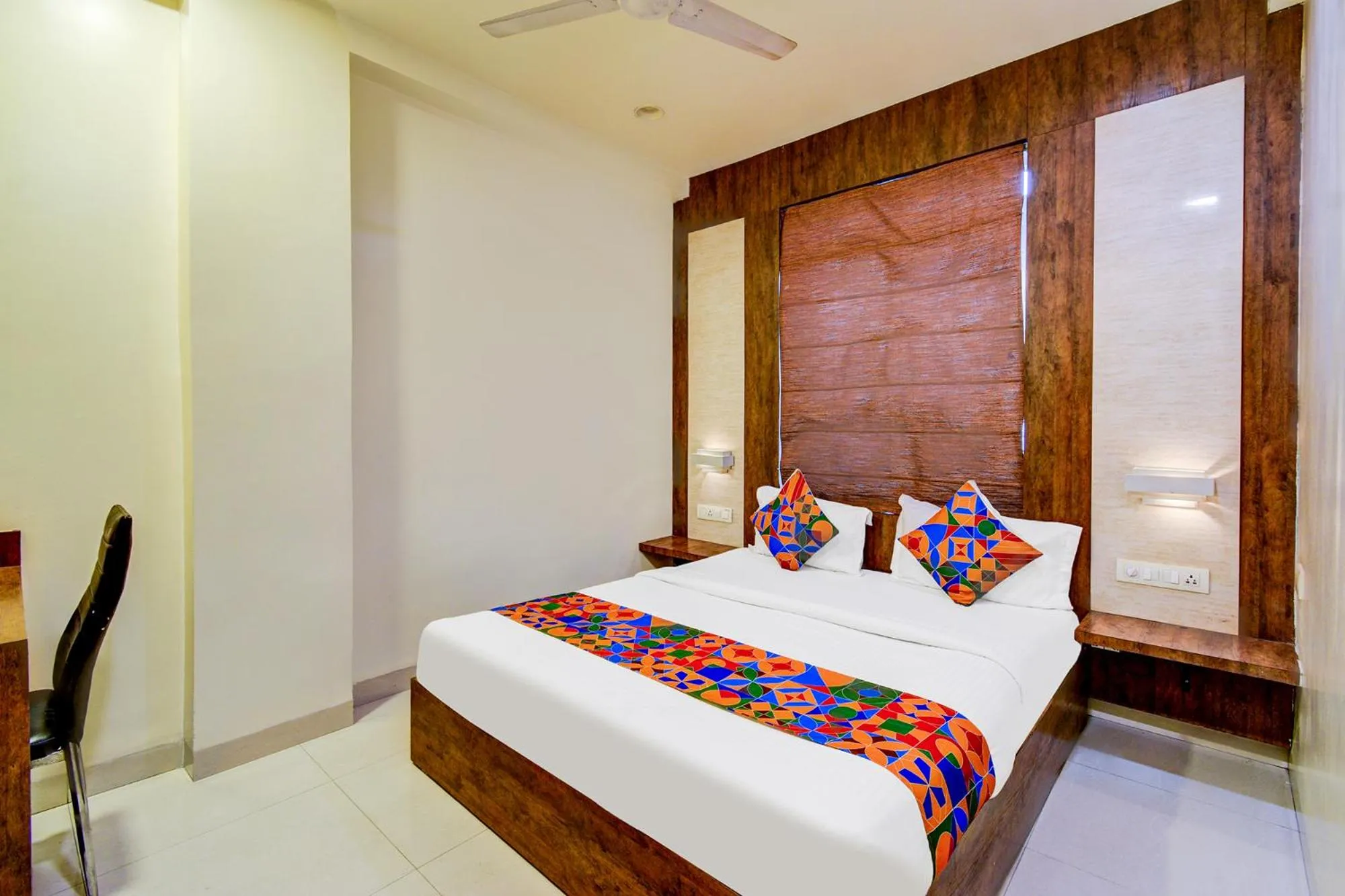 Bed in FabHotel Arastu Plaza - Nr Nampally Railway Station