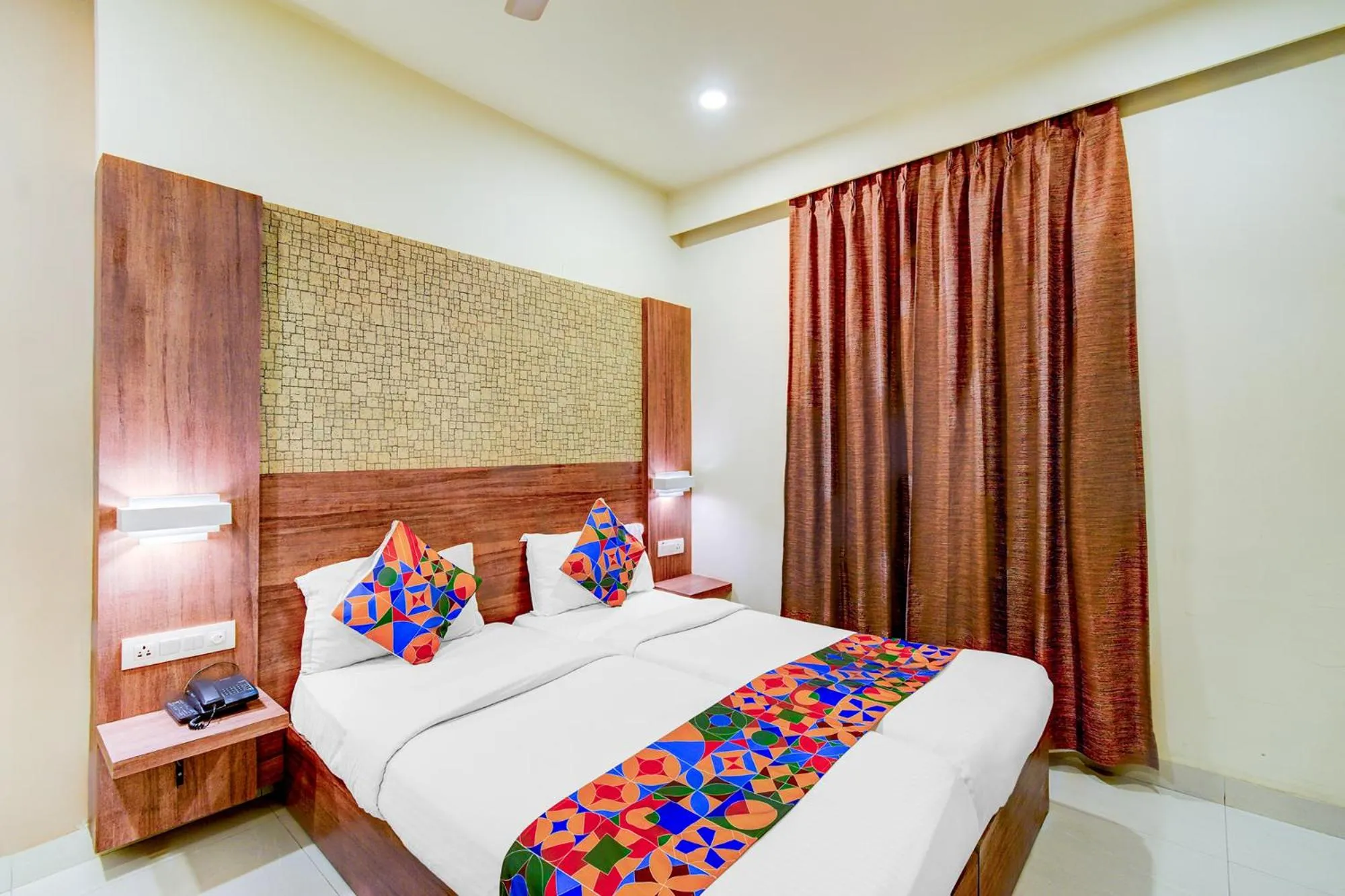 Bed in FabHotel Arastu Plaza - Nr Nampally Railway Station