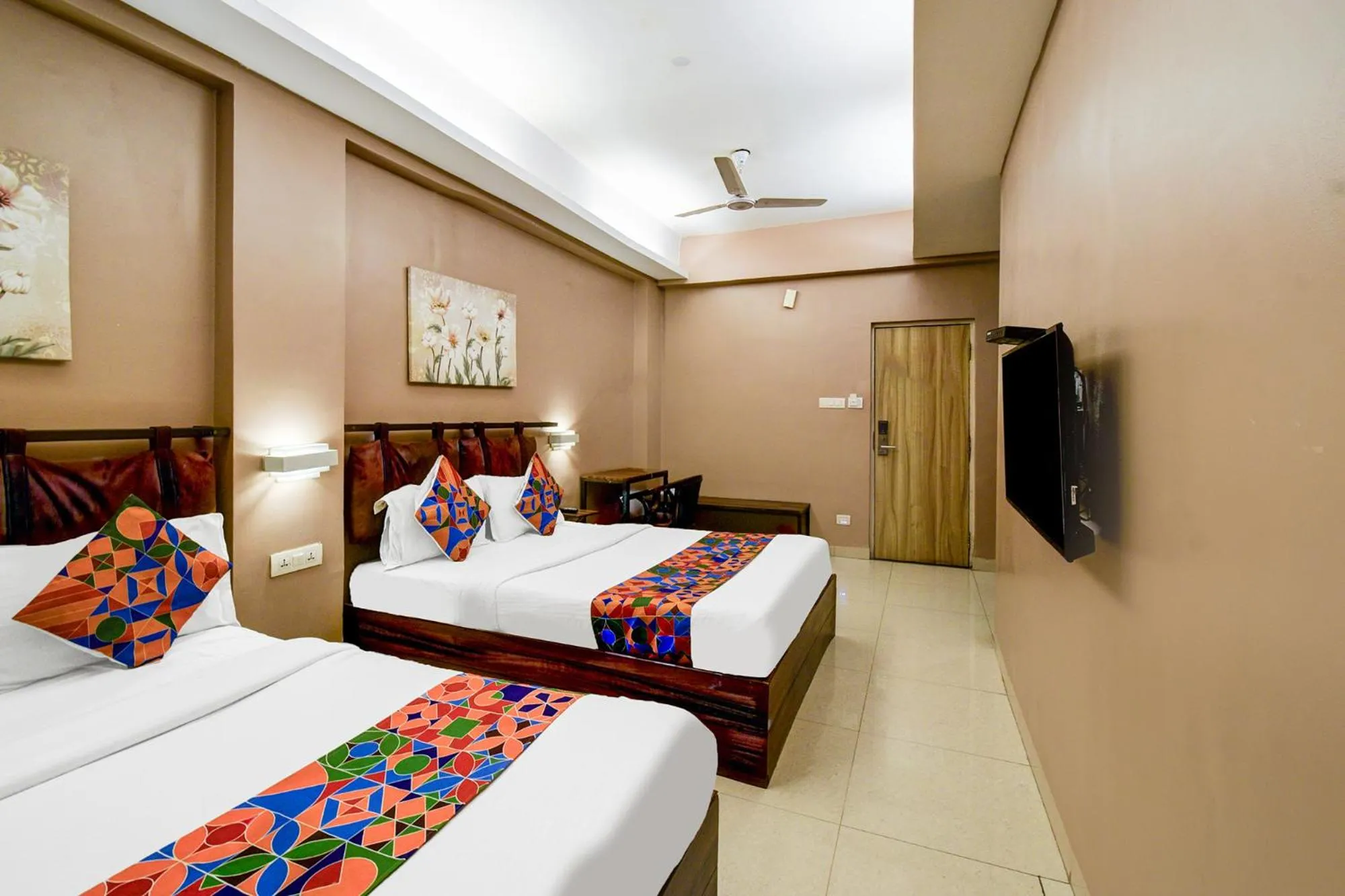 Bed in FabHotel Arastu Plaza - Nr Nampally Railway Station