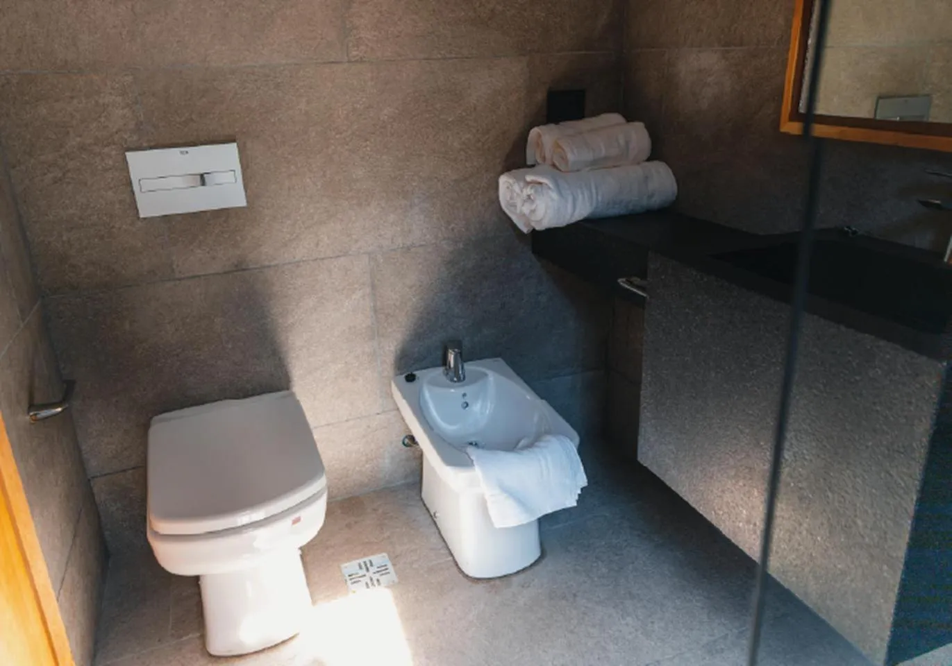 Bathroom in El Refugio Ski & Summer Lodge