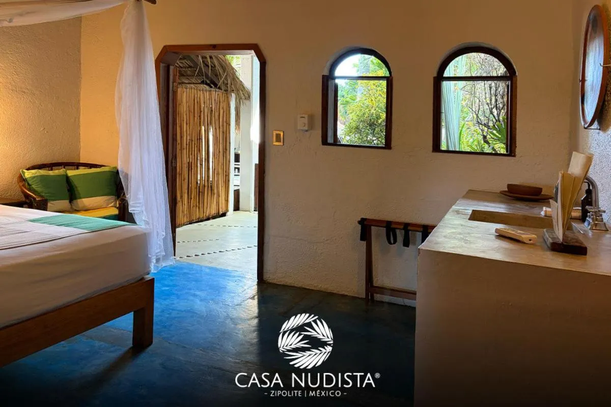 Casa Nudista - LGBT Hotel