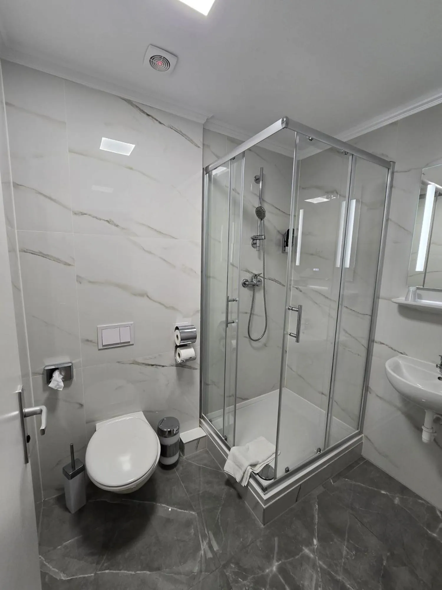 Bathroom in Hotel Arche