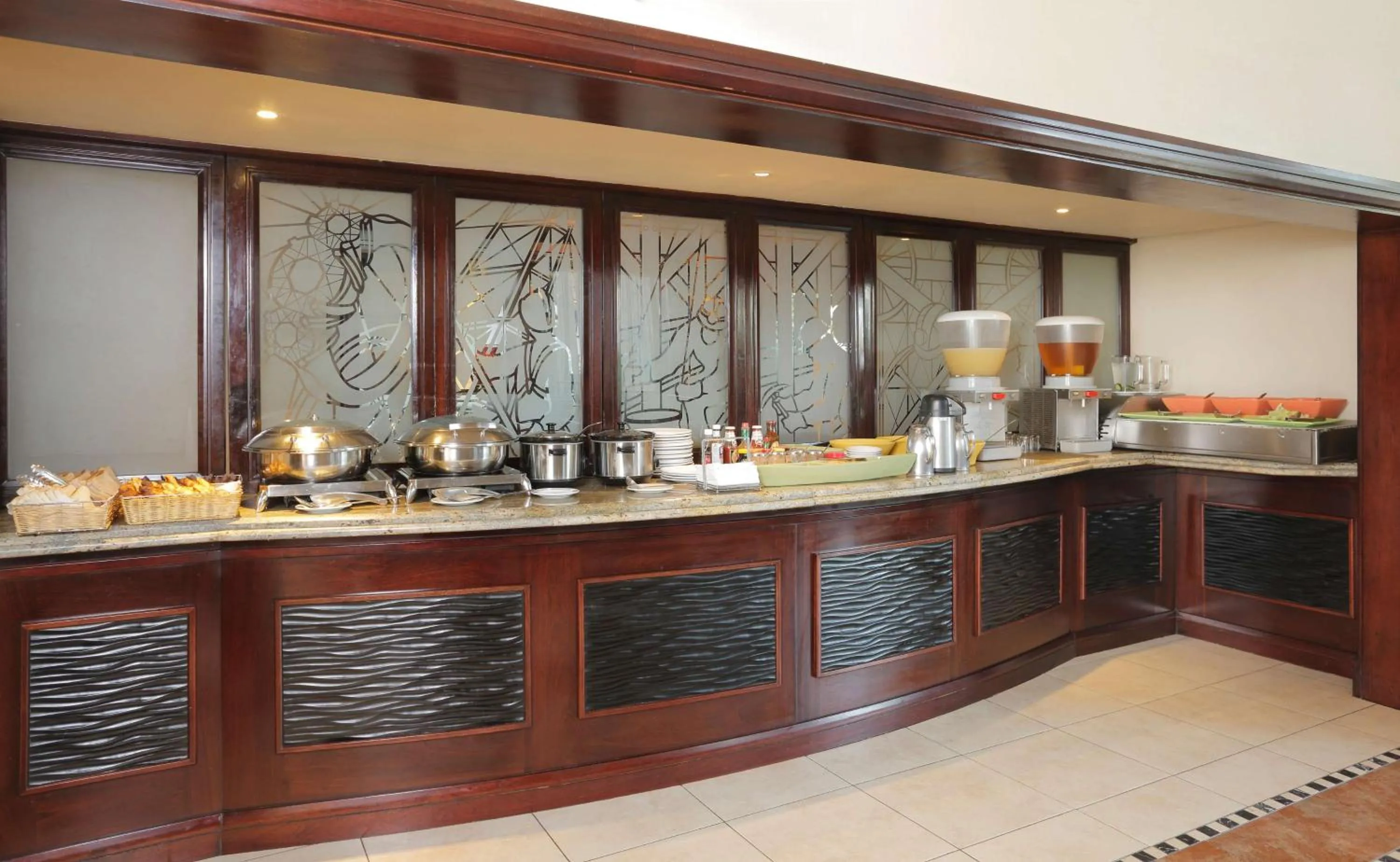 Restaurant/places to eat in StayEasy Rustenburg