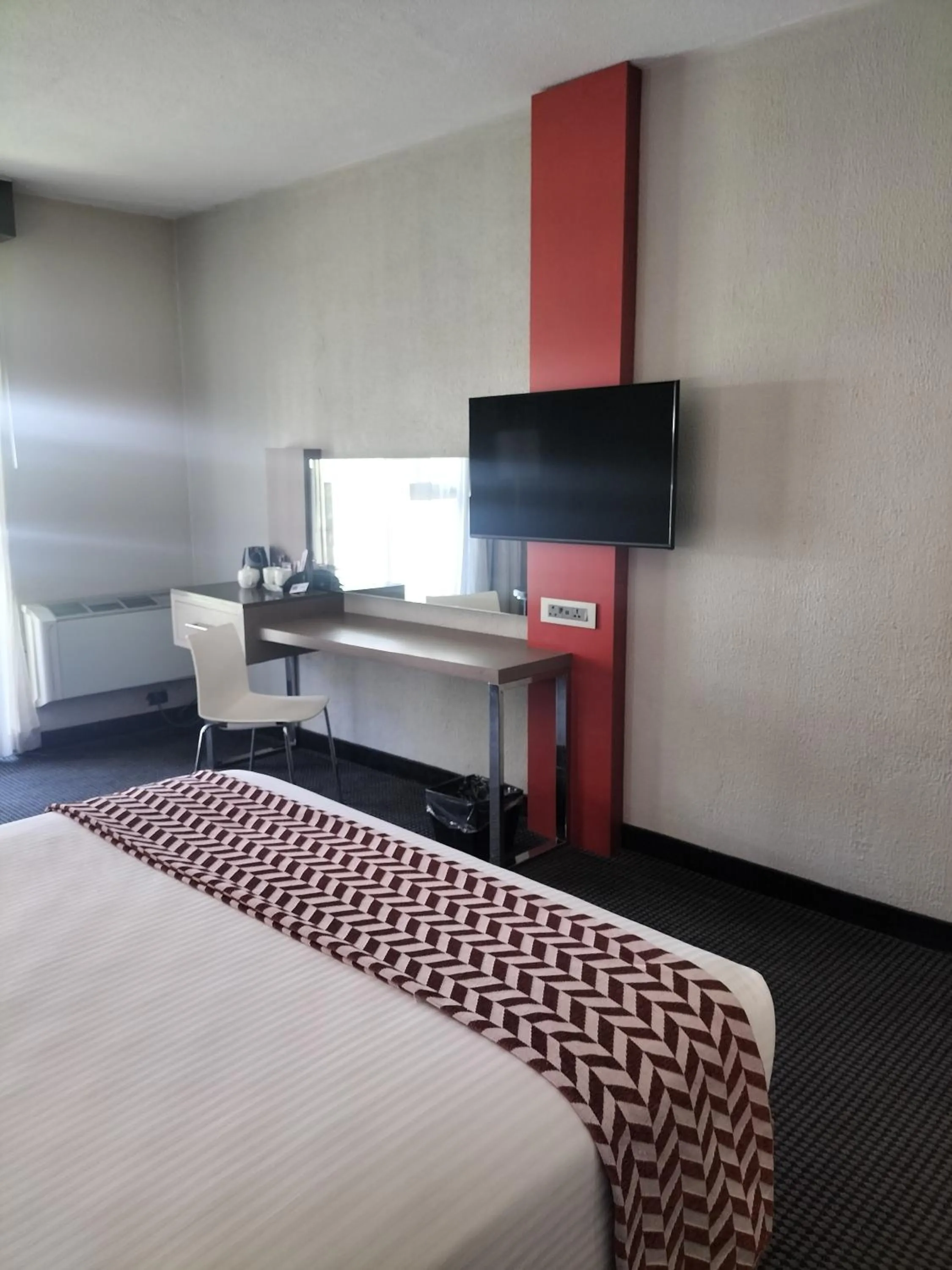 Coffee/tea facilities, Bed in Garden Court Polokwane