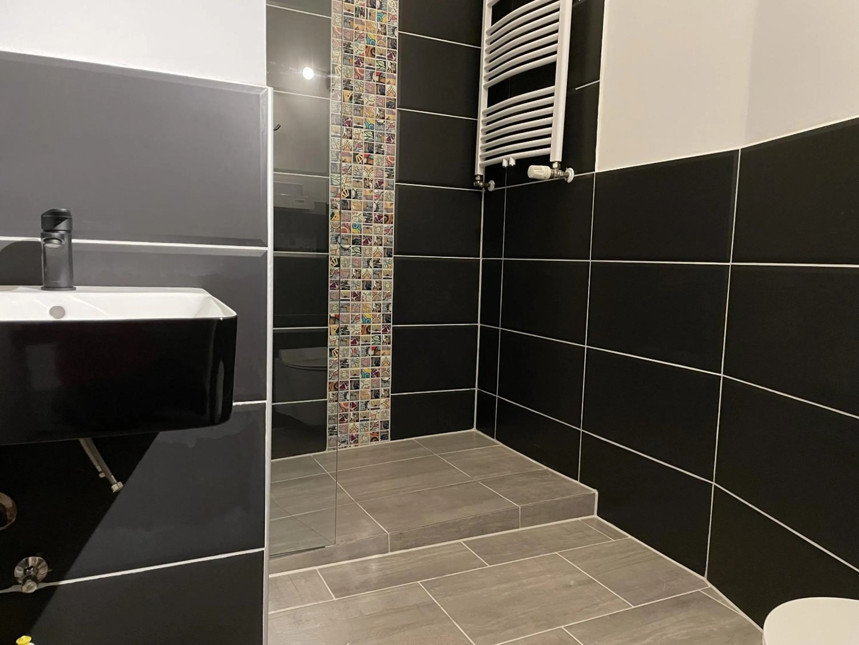 Bathroom in Amical Hotel