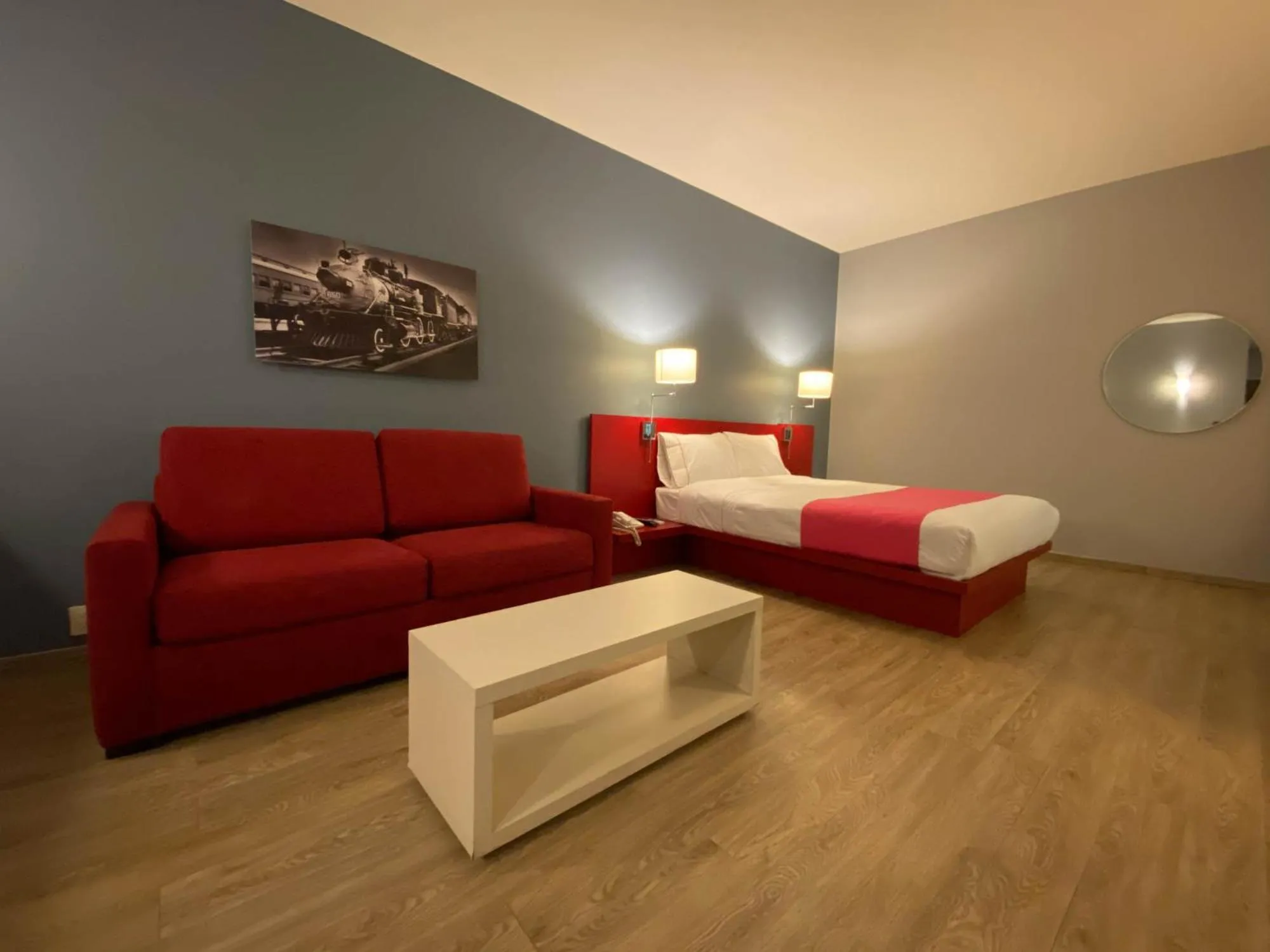 Hotel MX forum buenavista CDMX, Trademark by Wyndham