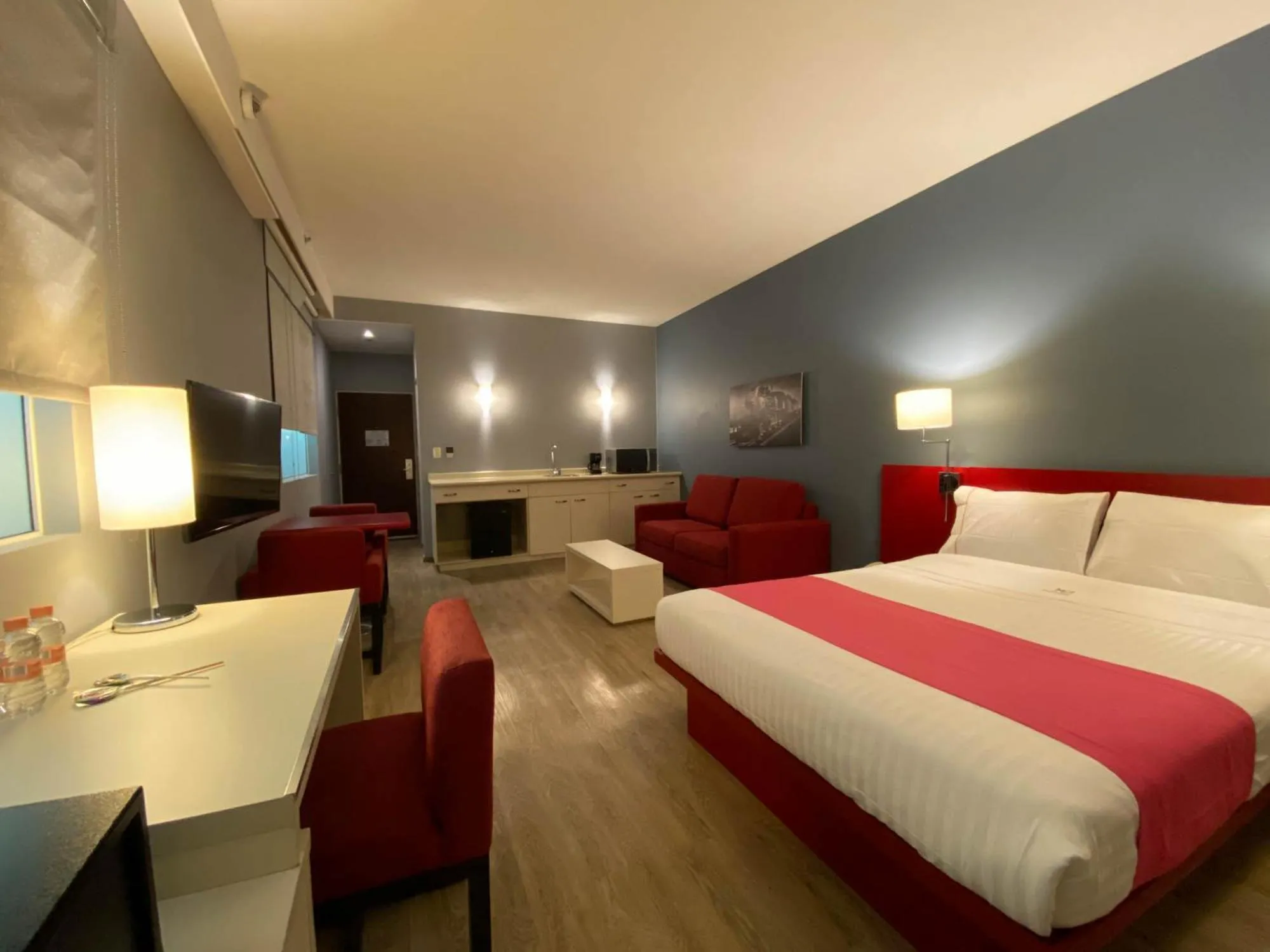 Bed in Hotel MX forum buenavista CDMX, Trademark by Wyndham